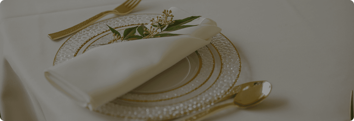Table Cloths & Napkins