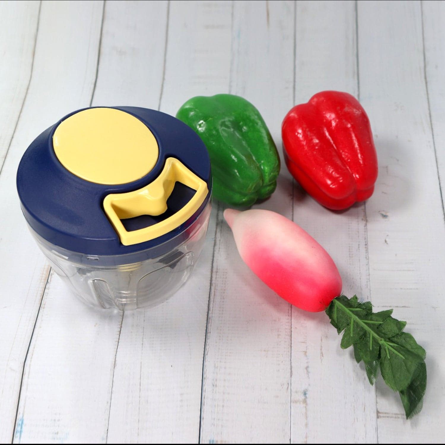Chopper with Blades for Effortlessly Chopping Vegetables and Fruits for Your Kitchen (650ml) thumbnail 1