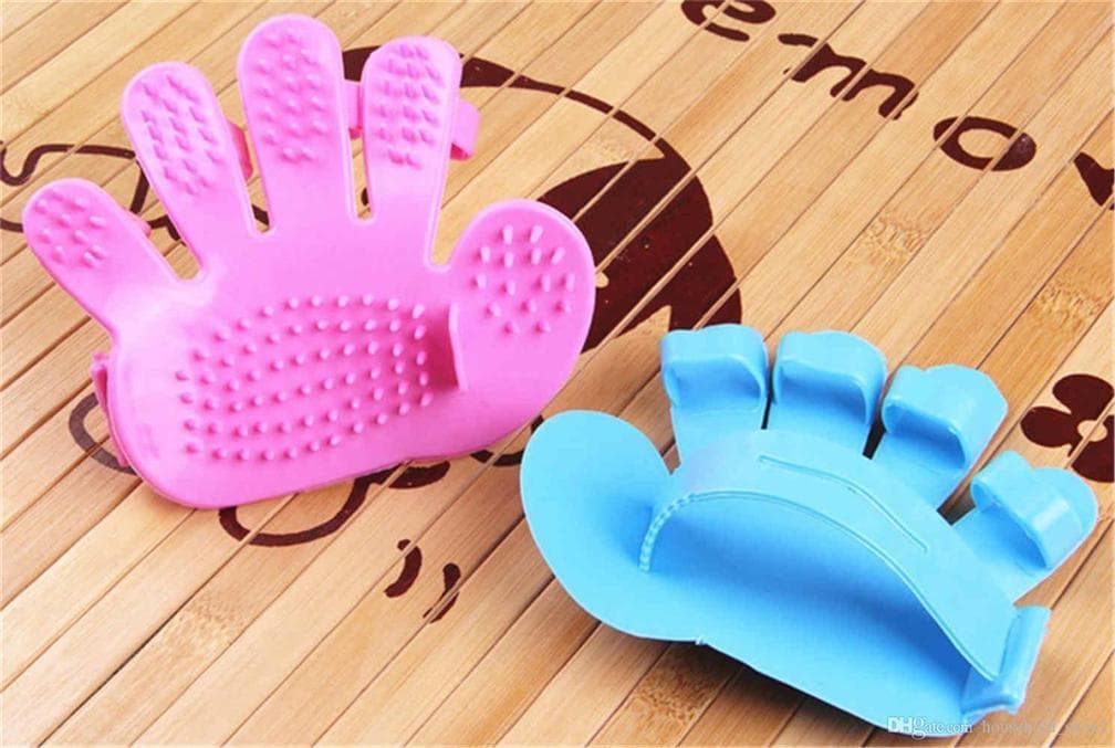 Rubber Pet Cleaning Massaging Grooming Glove Brush thumbnail 8