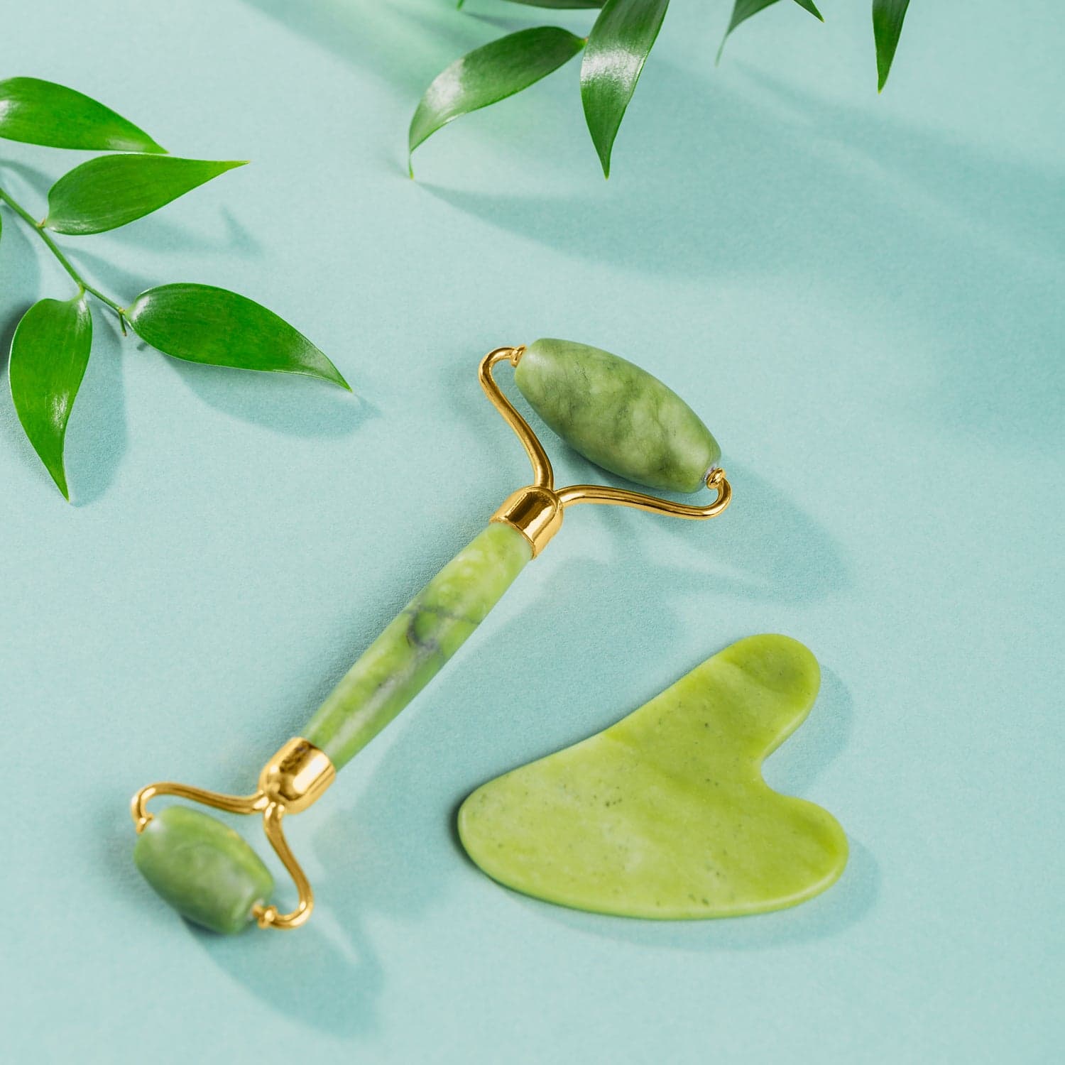Jade Roller & Gua Sha Set Of Natural Face Massager For Anti-Aging thumbnail 4
