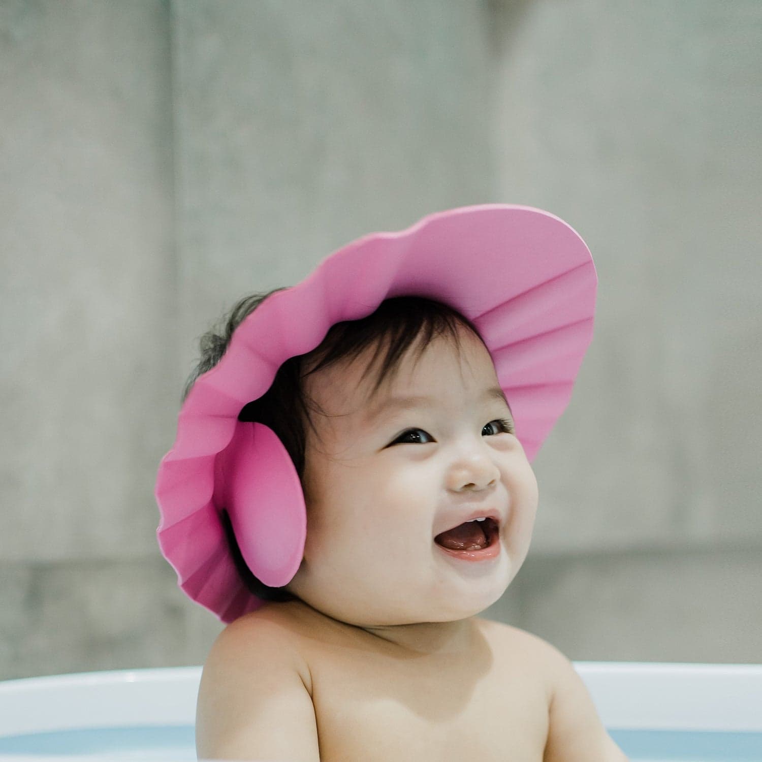 Adjustable Baby Shower Cap of Soft & Safe Bathing Hat for Eye and Ear Protection thumbnail 7