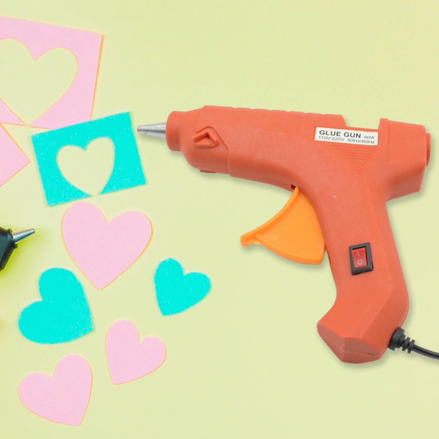 Professional 60 Watt Hot Melt Glue Gun with 5 Glue Sticks & On/Off Switch thumbnail 3