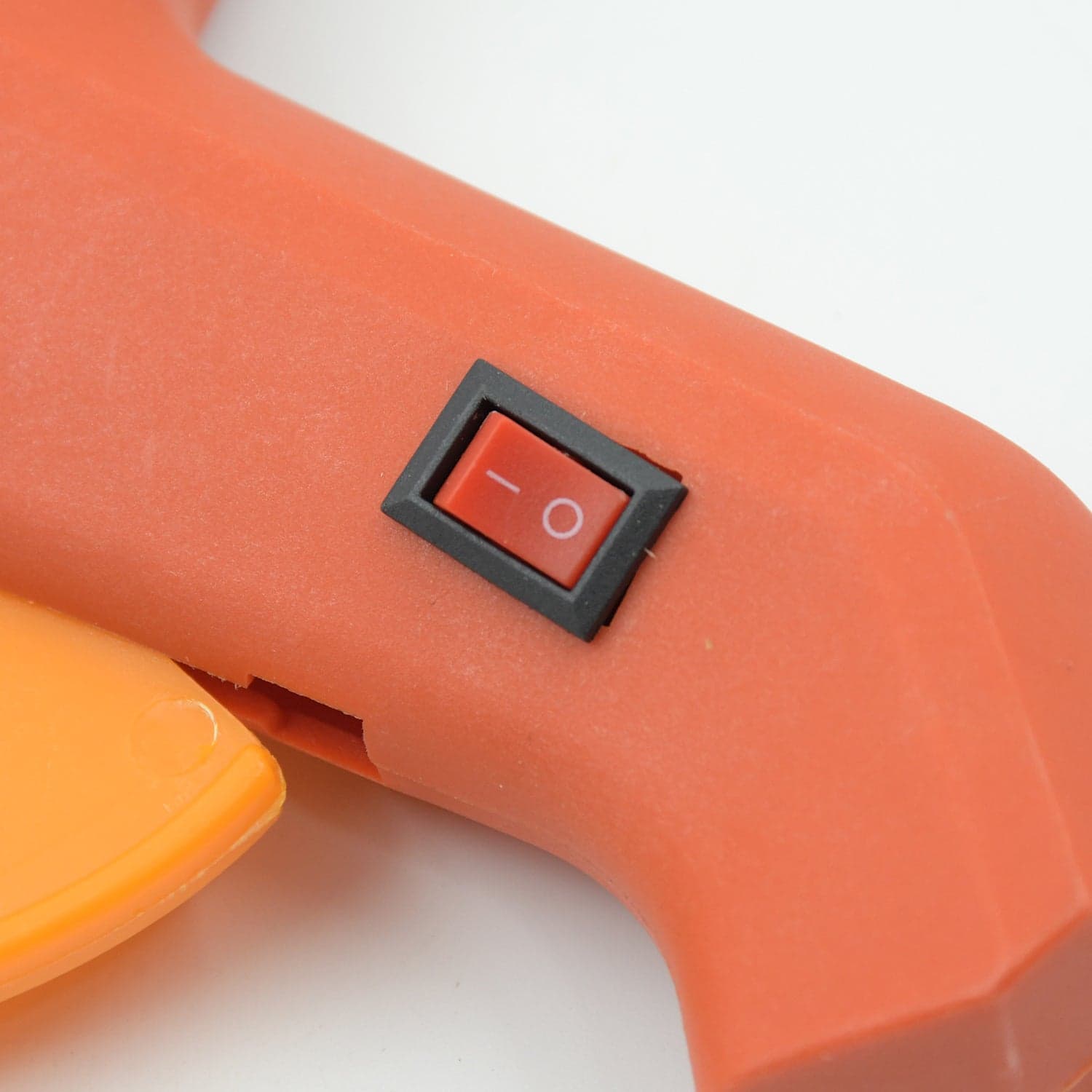 Professional 60 Watt Hot Melt Glue Gun with 5 Glue Sticks & On/Off Switch thumbnail 6