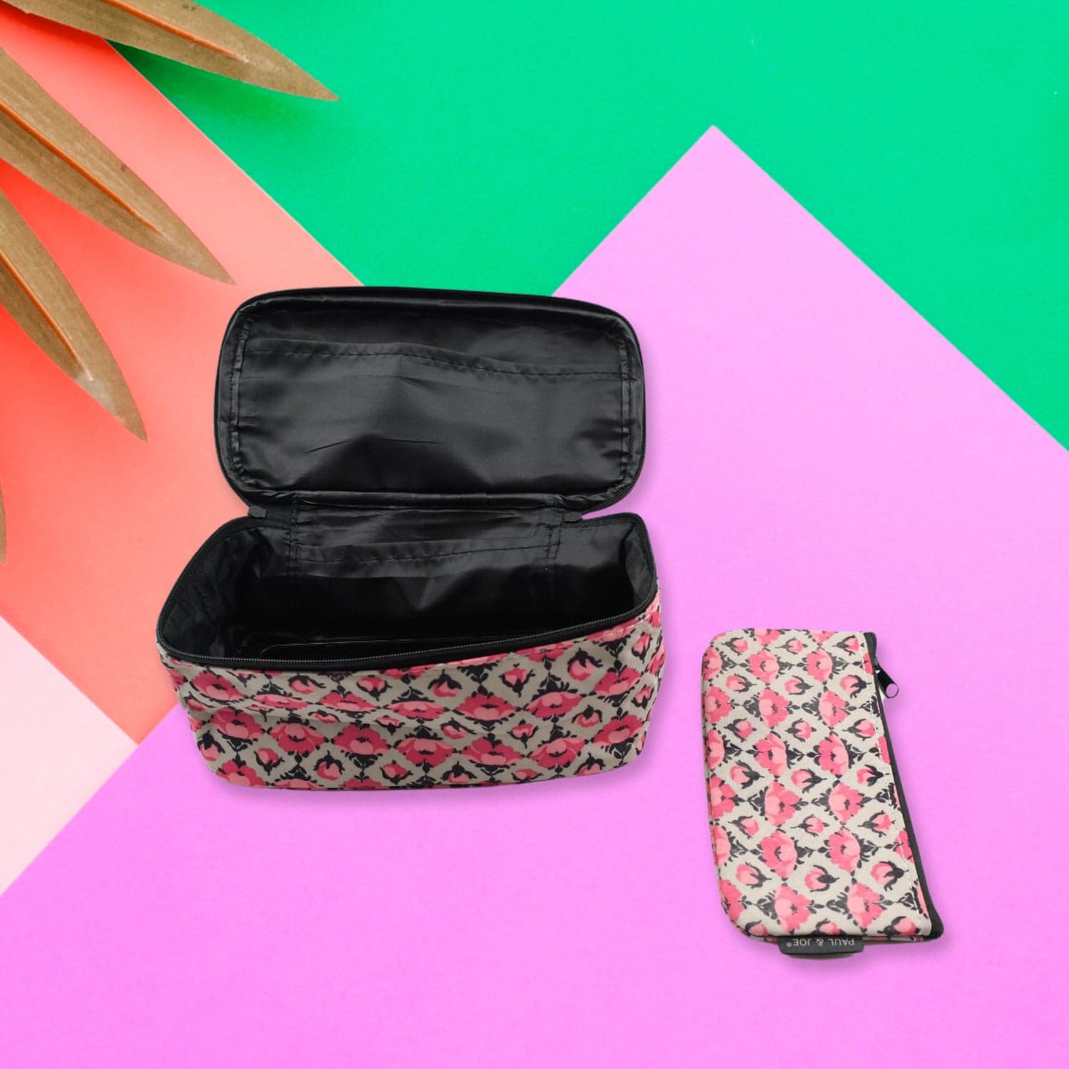 Decor Travel Makeup Bag With Small Pouch Portable Organizer thumbnail 1