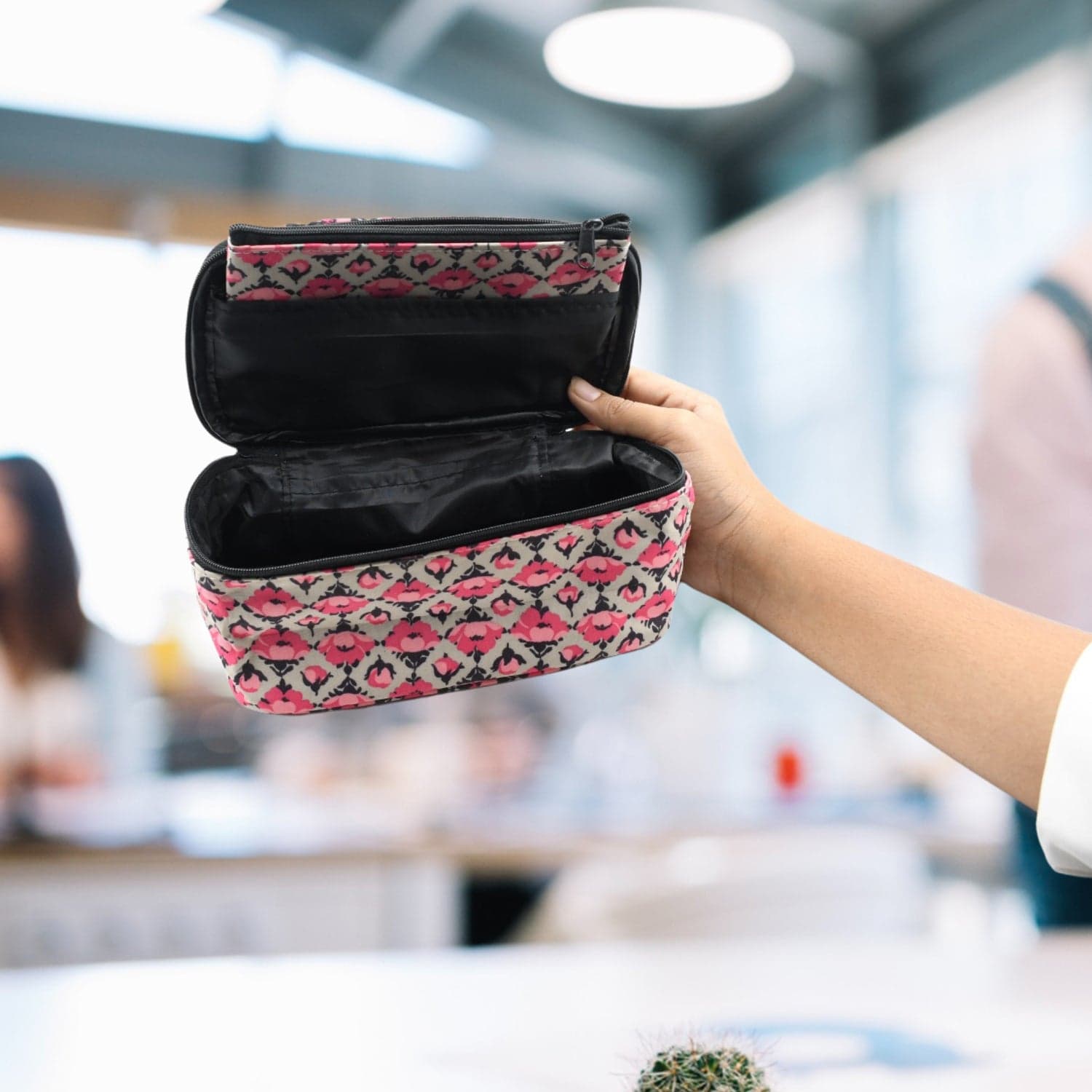 Decor Travel Makeup Bag With Small Pouch Portable Organizer thumbnail 3
