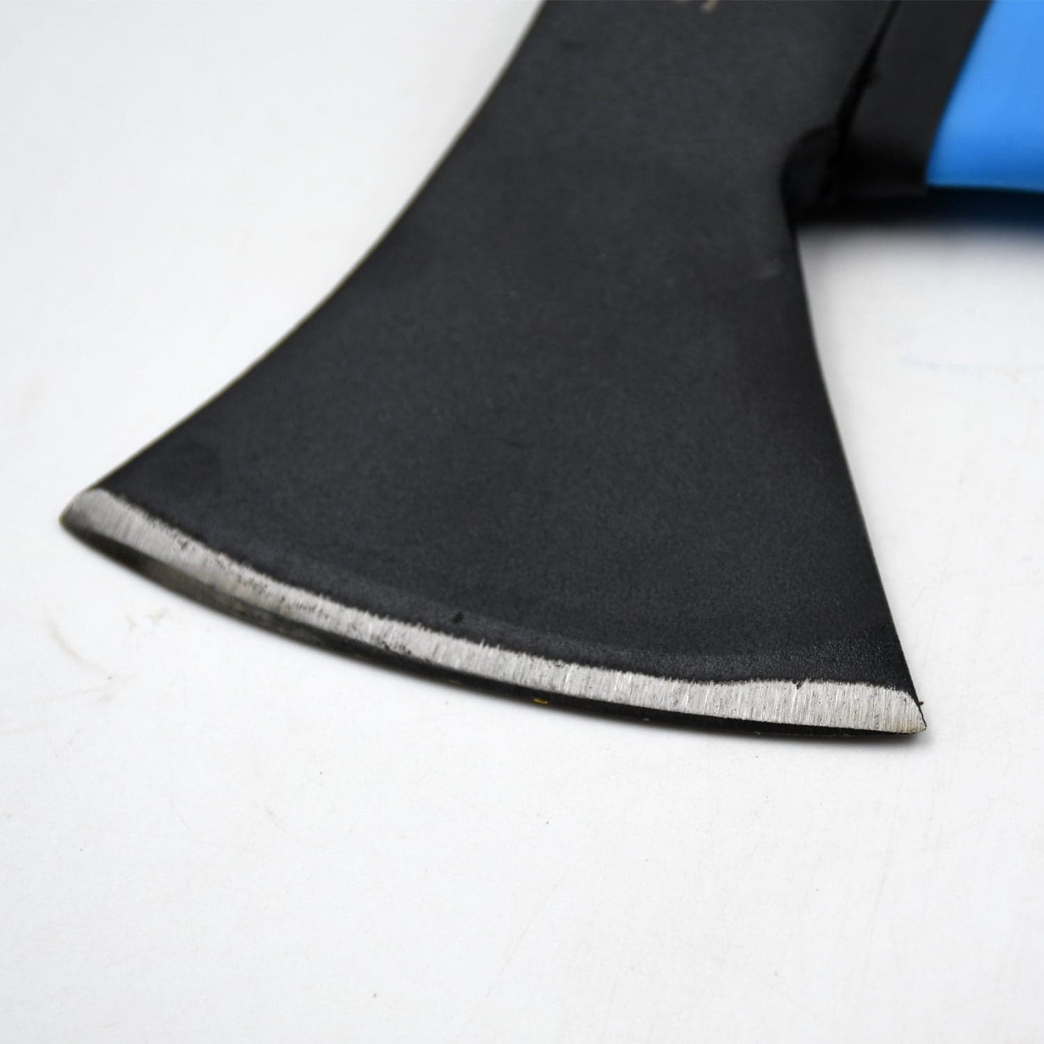 Gardening Tools 787Gm Hatchet Axe Fiberglass Body Rubberized Handle Wood Cutting Axe thumbnail 3