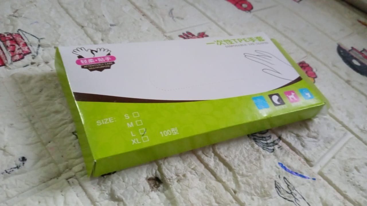 Large Disposable Gloves (100 Pcs): Clear Plastic, Multipurpose thumbnail 9