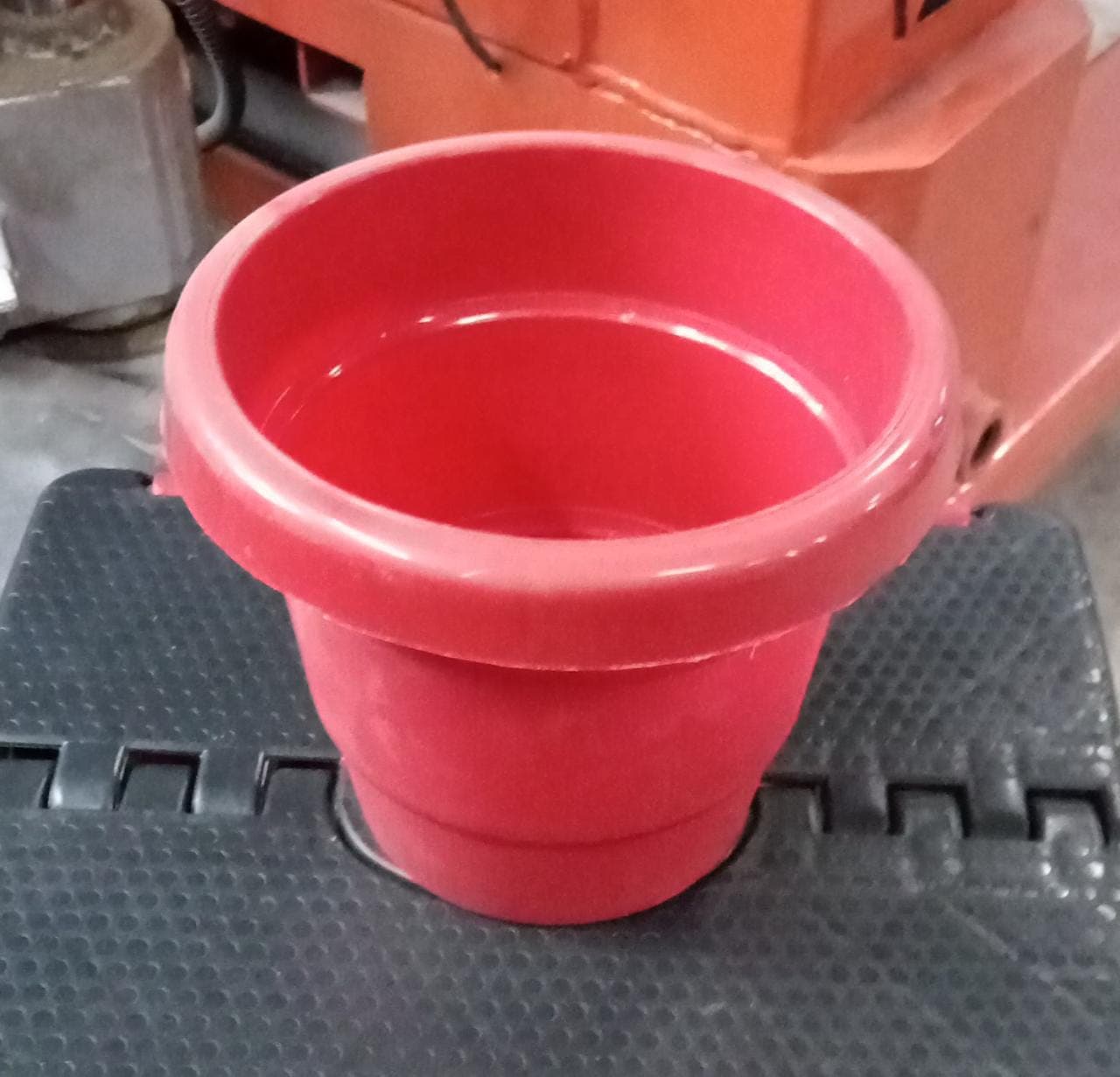 Plastic Heavy Duty Plant Container Pot/Gamla for Indoor Home Decor | Outdoor Balcony Garden 13cm (pack of 1 pc) thumbnail 6
