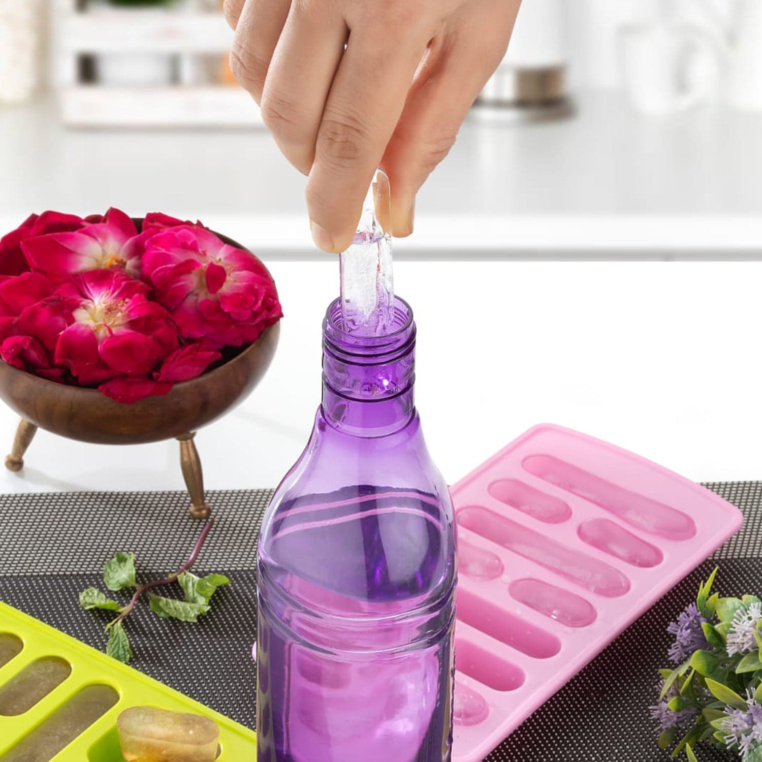 4-Piece Fancy Ice Tray of Versatile Household Ice Maker thumbnail 3