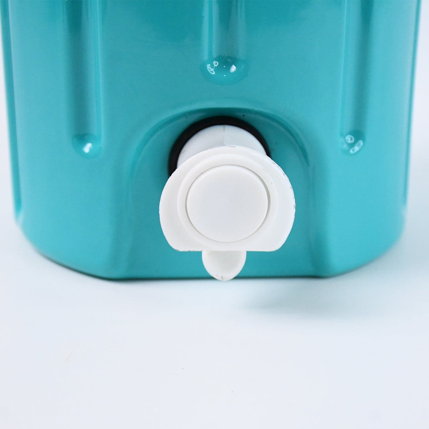 Insulated Water Jug with Tap Leakproof, Travel Cooler (2.5 Ltr) thumbnail 5