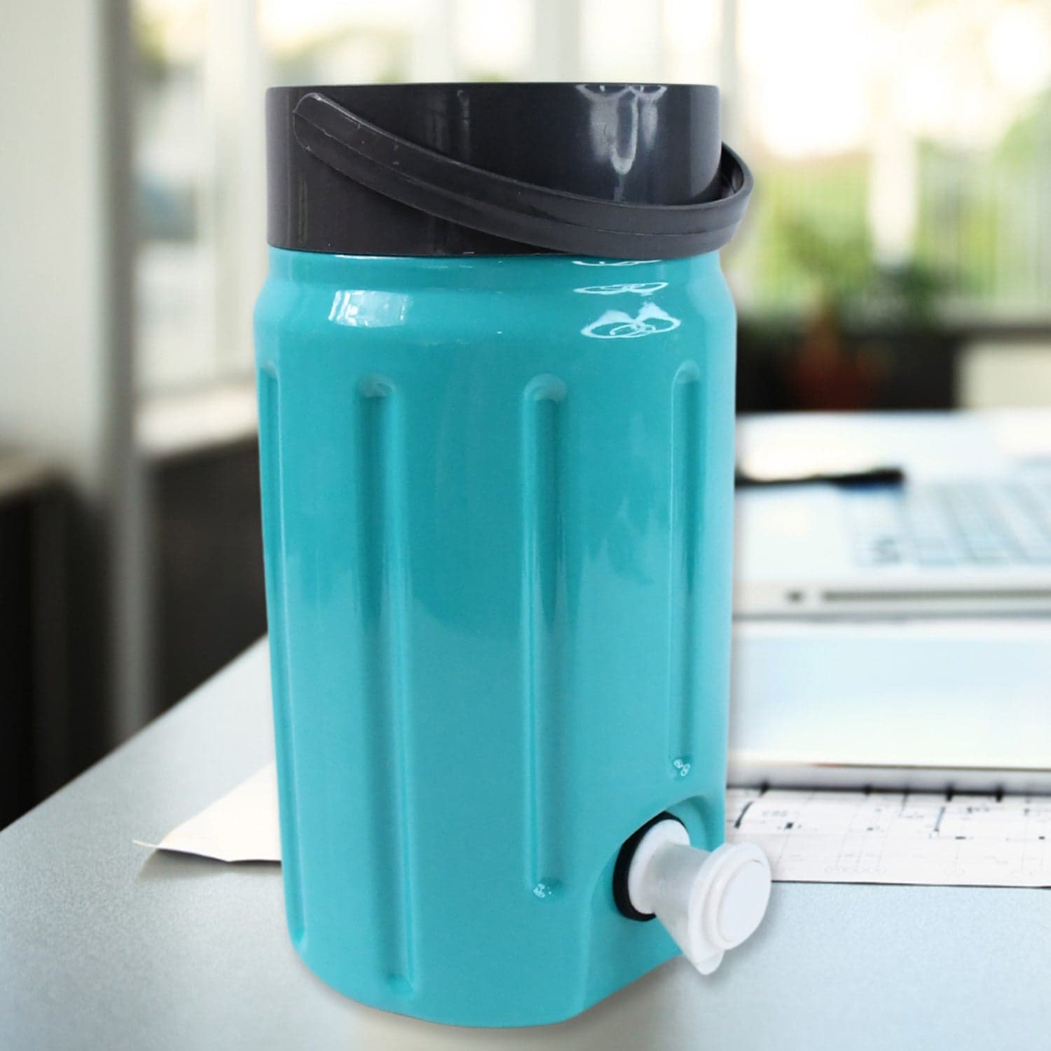 Insulated Water Jug with Tap Leakproof, Travel Cooler (2.5 Ltr) thumbnail 6