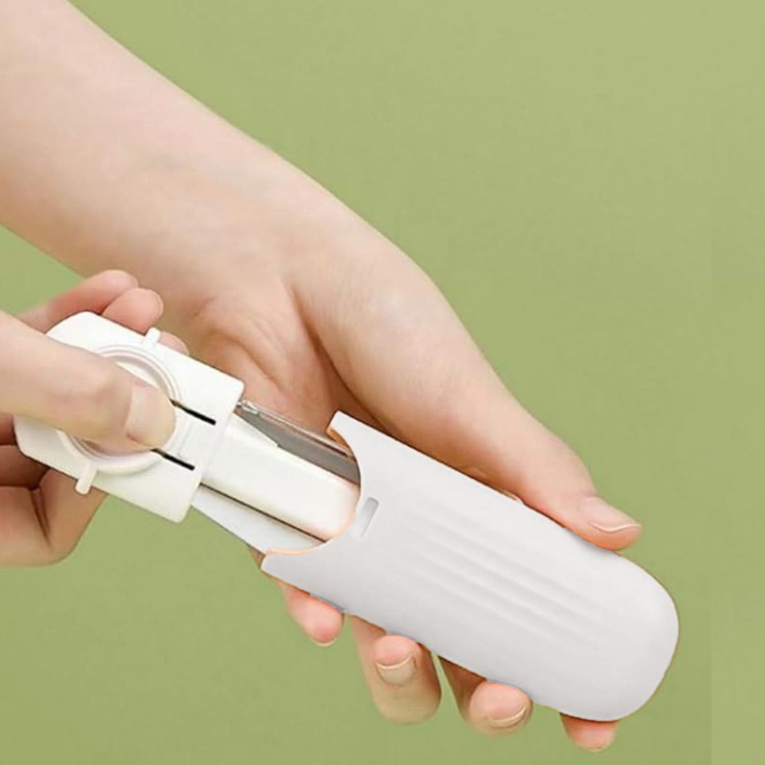 Dual-Use Knife and Peeler, 2-in-1 Stainless Steel Blades Wiith case (1 Pc) thumbnail 3