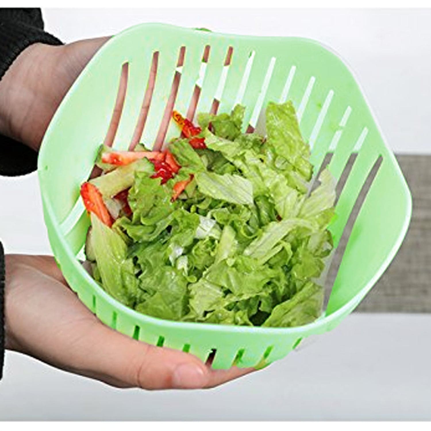 2 In 1 Salad Cutter Bowl with Lemon Squeezer Citrus Juicer (1 Pc) thumbnail 3