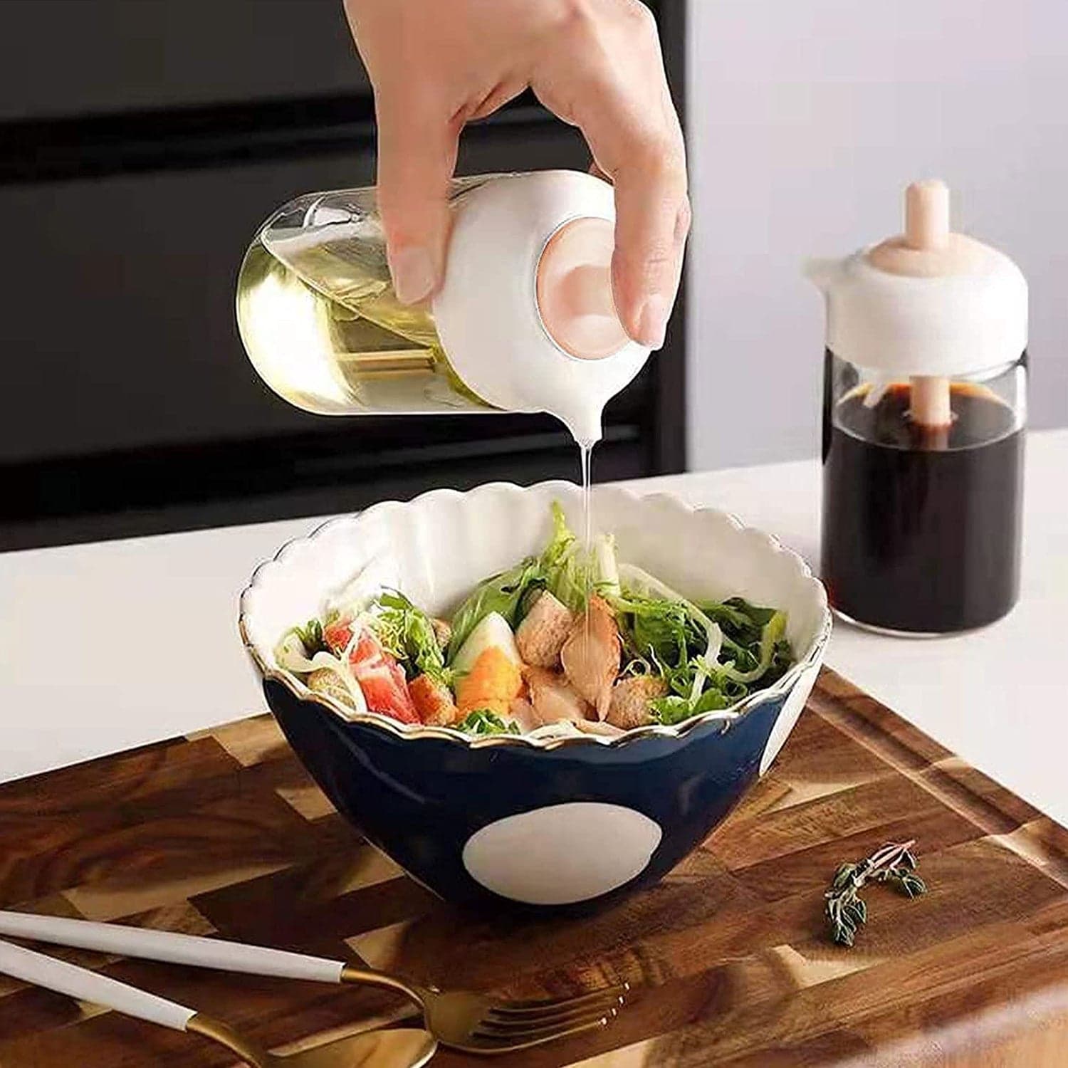 Oil Dispenser with Silicone Oil Brush (1 Pc / With Brush / 250 ML Approx) thumbnail 1