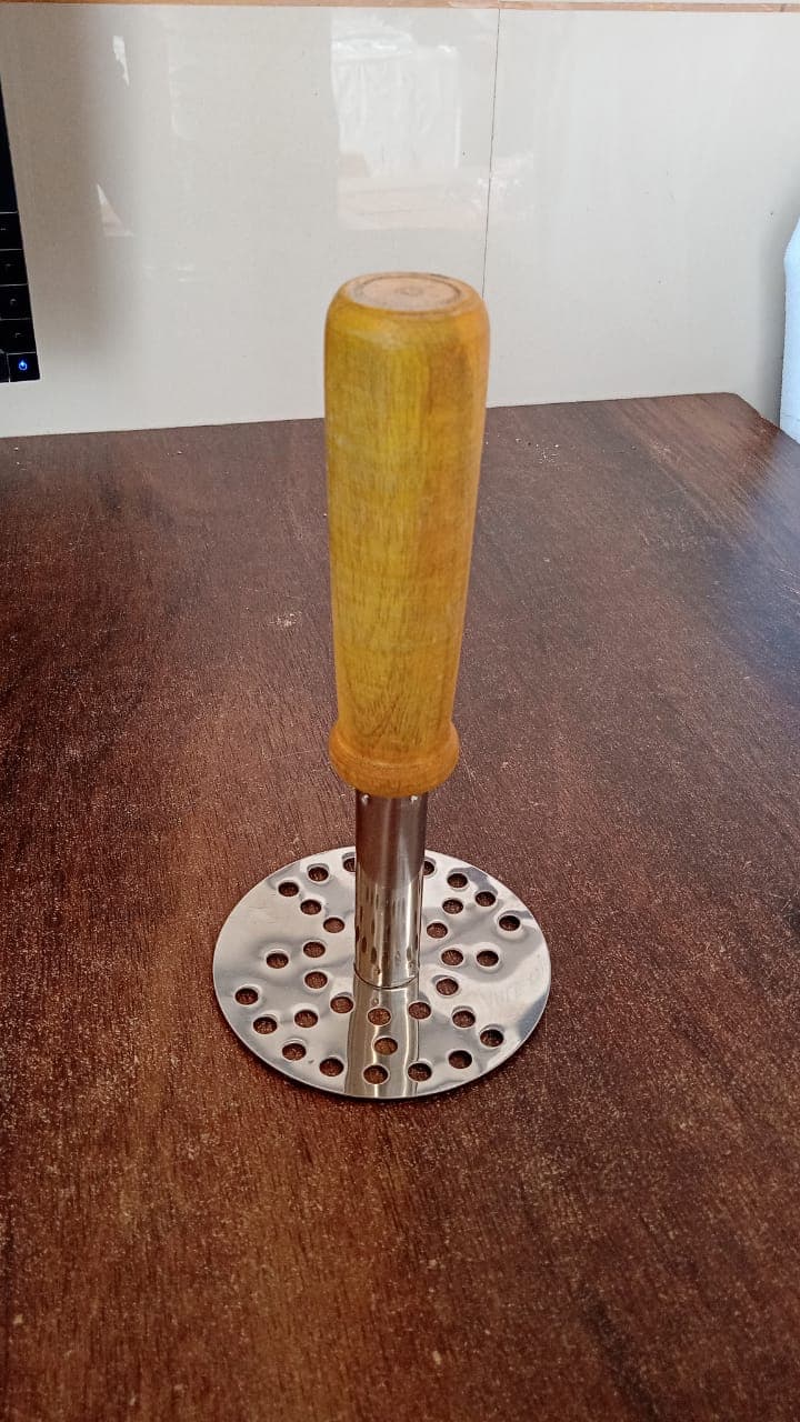 High Grade Stainless Steel Potato Masher Paubhaji / Pav Bhaji Masher with Wooden handle (1 Pc) thumbnail 7