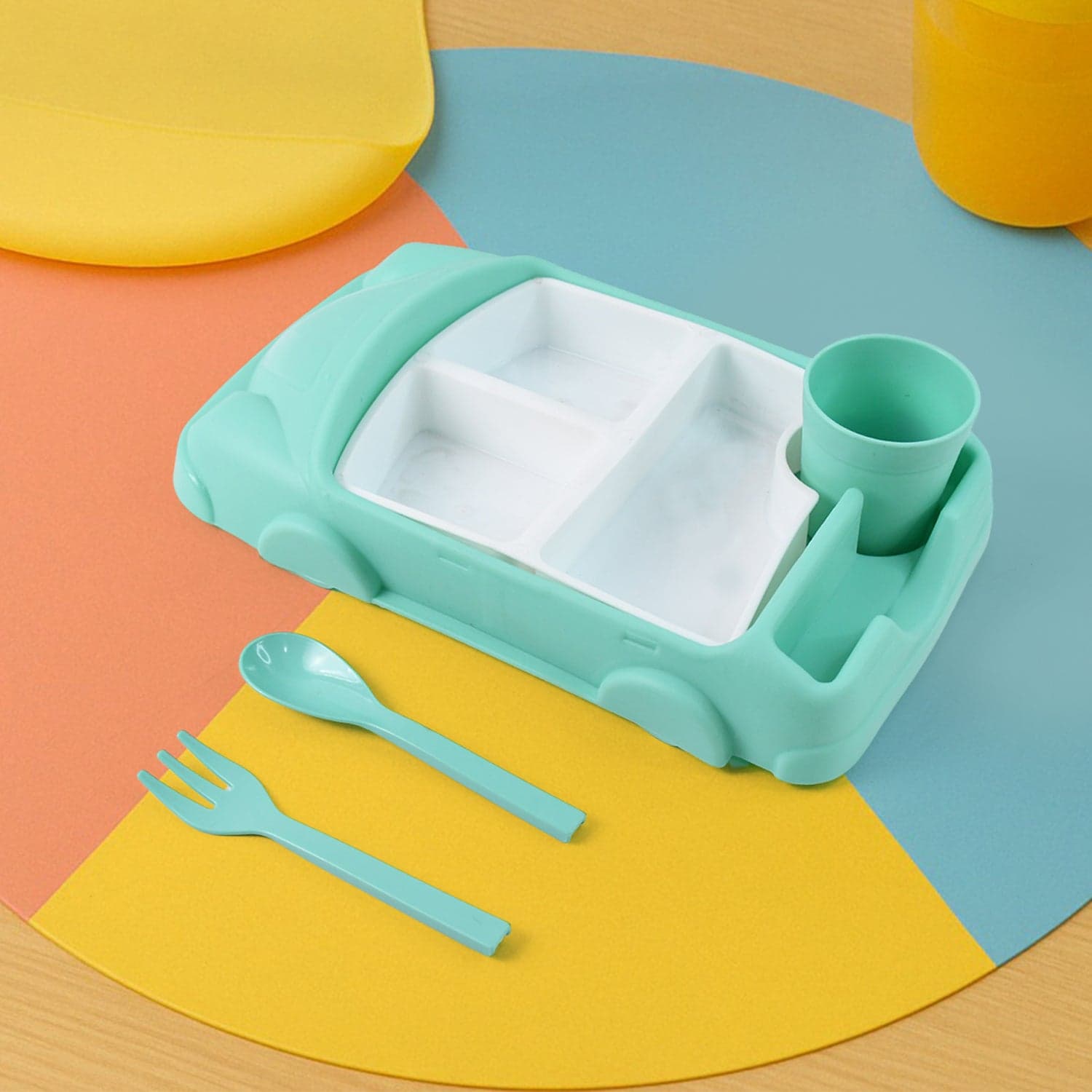 Kid's Car Shaped Plates Cup / Lunch Box Dinnerware Set (4 Pcs Set / 1000 ML Lunch Box) thumbnail 4