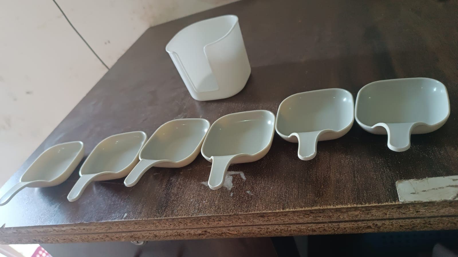7 in 1 Side Dish Dip Bowl Set with Handle Mini Dipping Bowls (7 Pcs Set) thumbnail 9