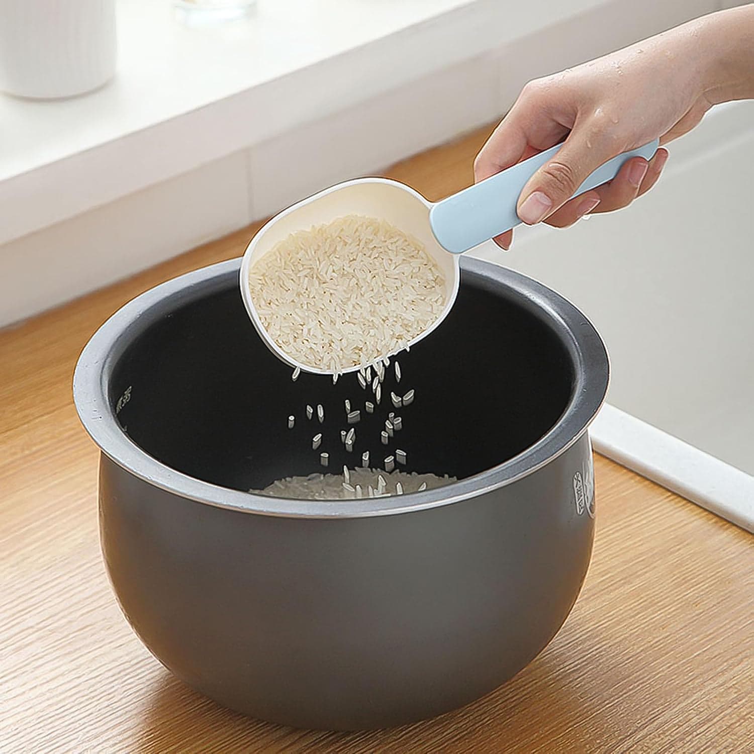 Large Plastic Measuring Spoons Flour Scoops for Home Kitchen (1 Pc) thumbnail 9