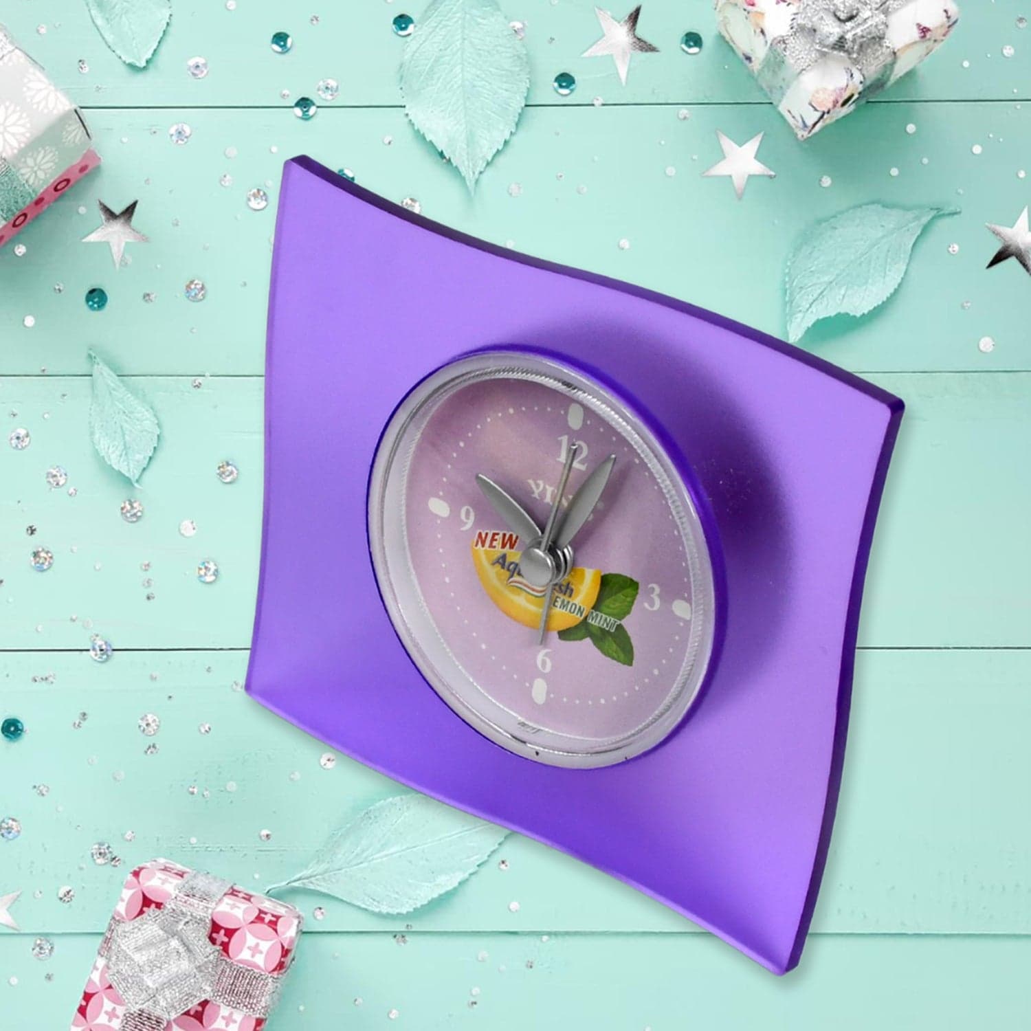 Modern Desktop Clock (1 Pc) thumbnail 2