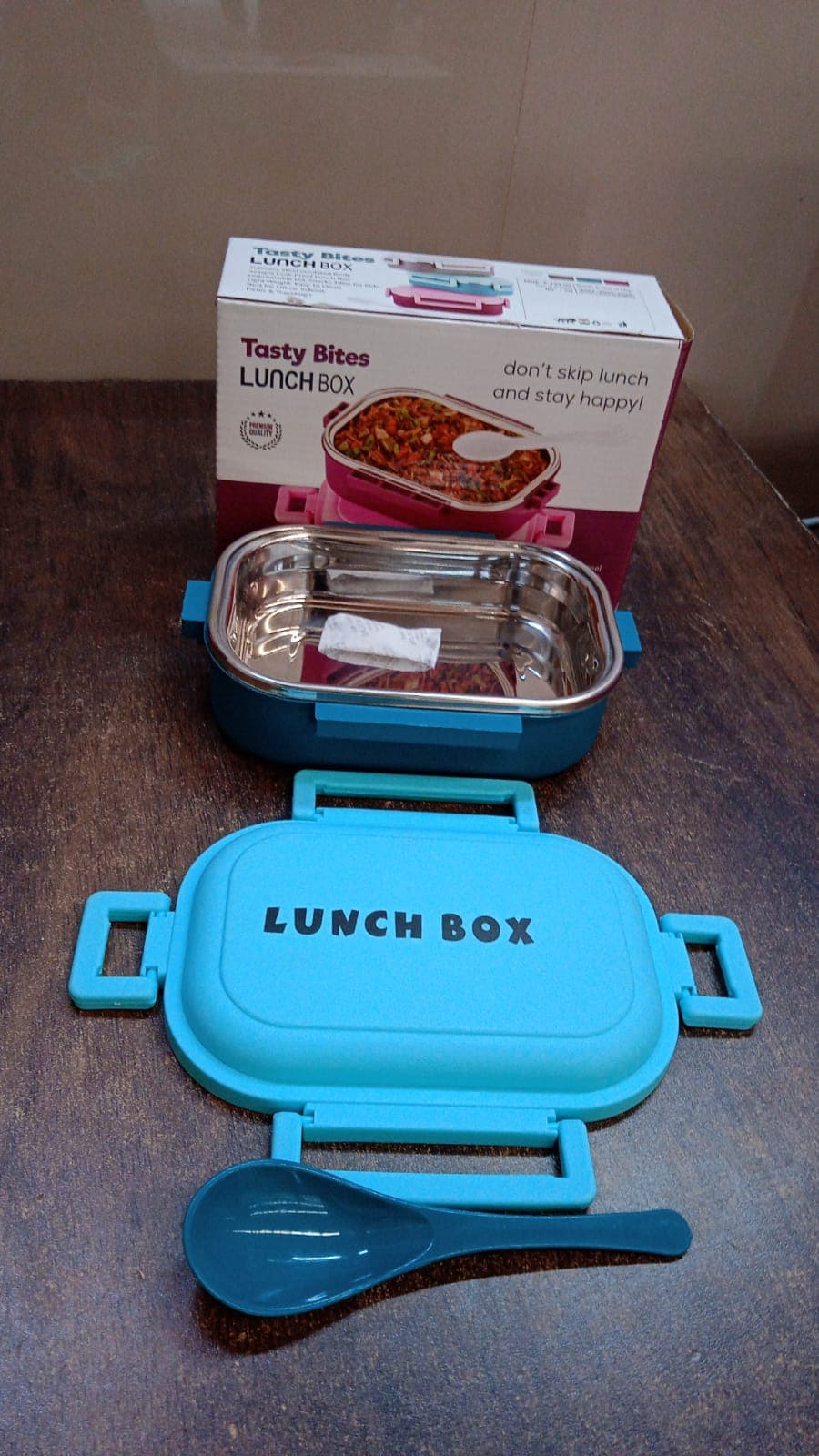 Insulated Testy Stainless Steel Leakproof Lunch Box With Spoon (1 Set) thumbnail 9