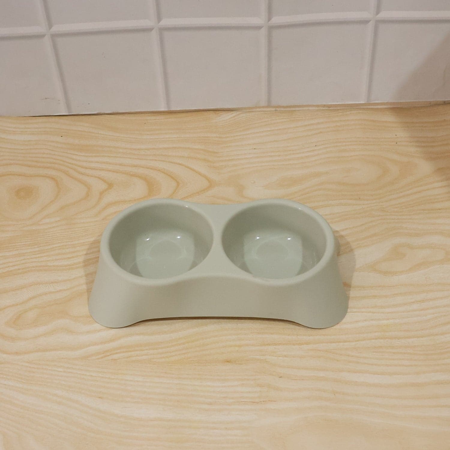Pet Double Bowl Feeder the Anti-Slip Design for Easy Feeding thumbnail 9