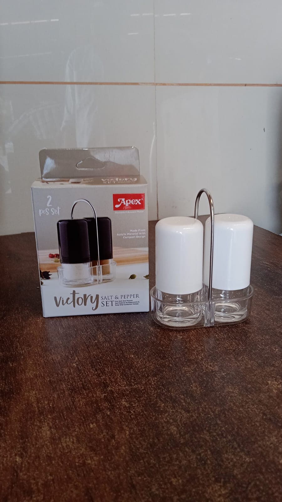 Apex Victory Salt & Pepper Dispenser Set of 2 Pcs Acrylic Seasoning Shaker thumbnail 7