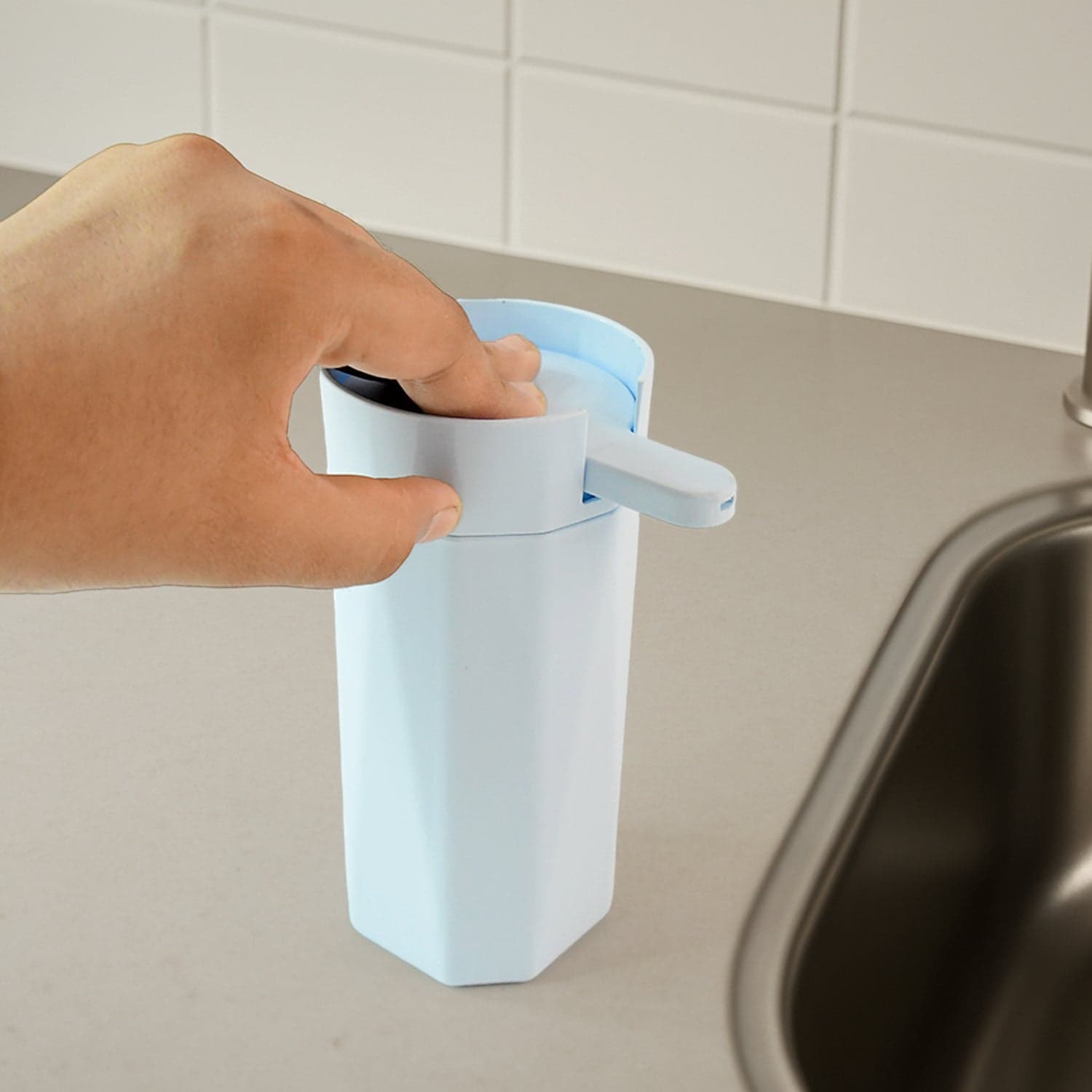 Apex Push It Soap Dispenser Approx 300Ml 1 Pc thumbnail 5