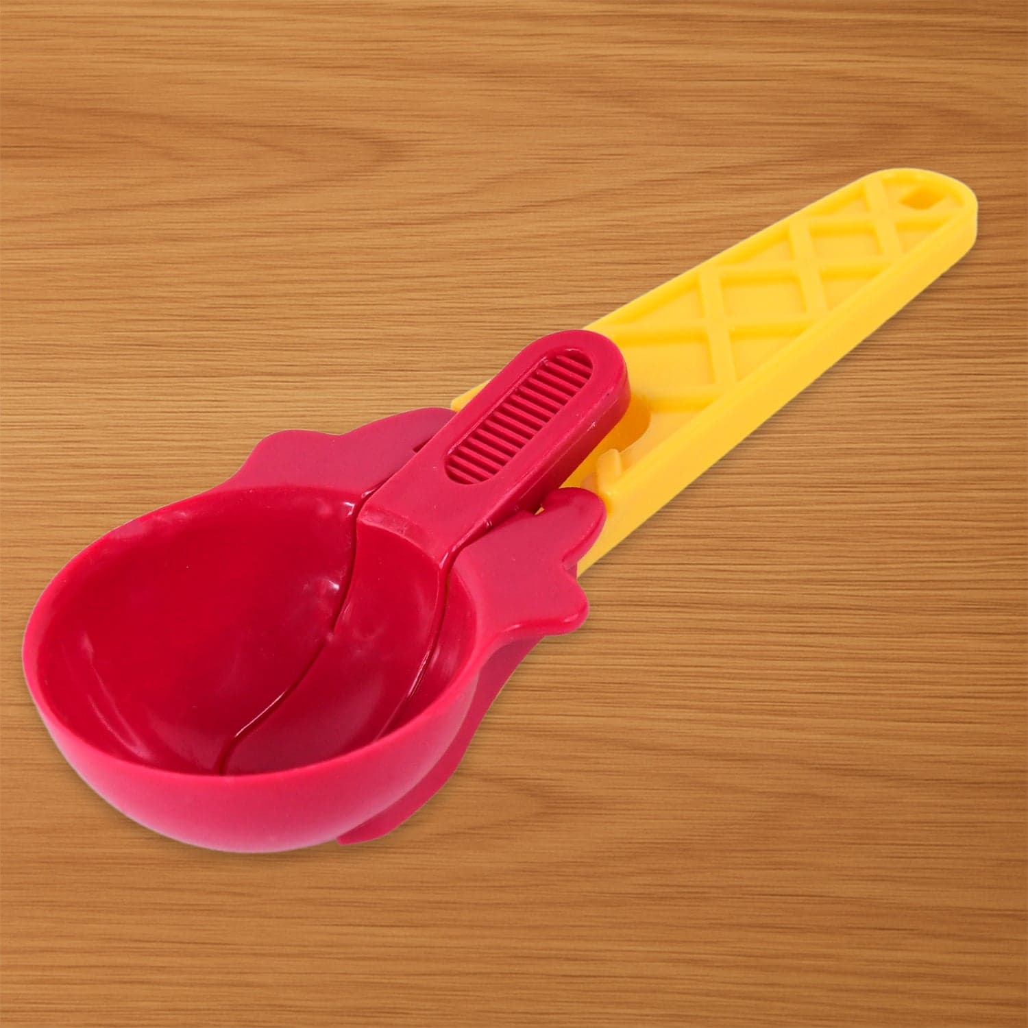 Plastic Ice Cream Spoons 1 thumbnail 2