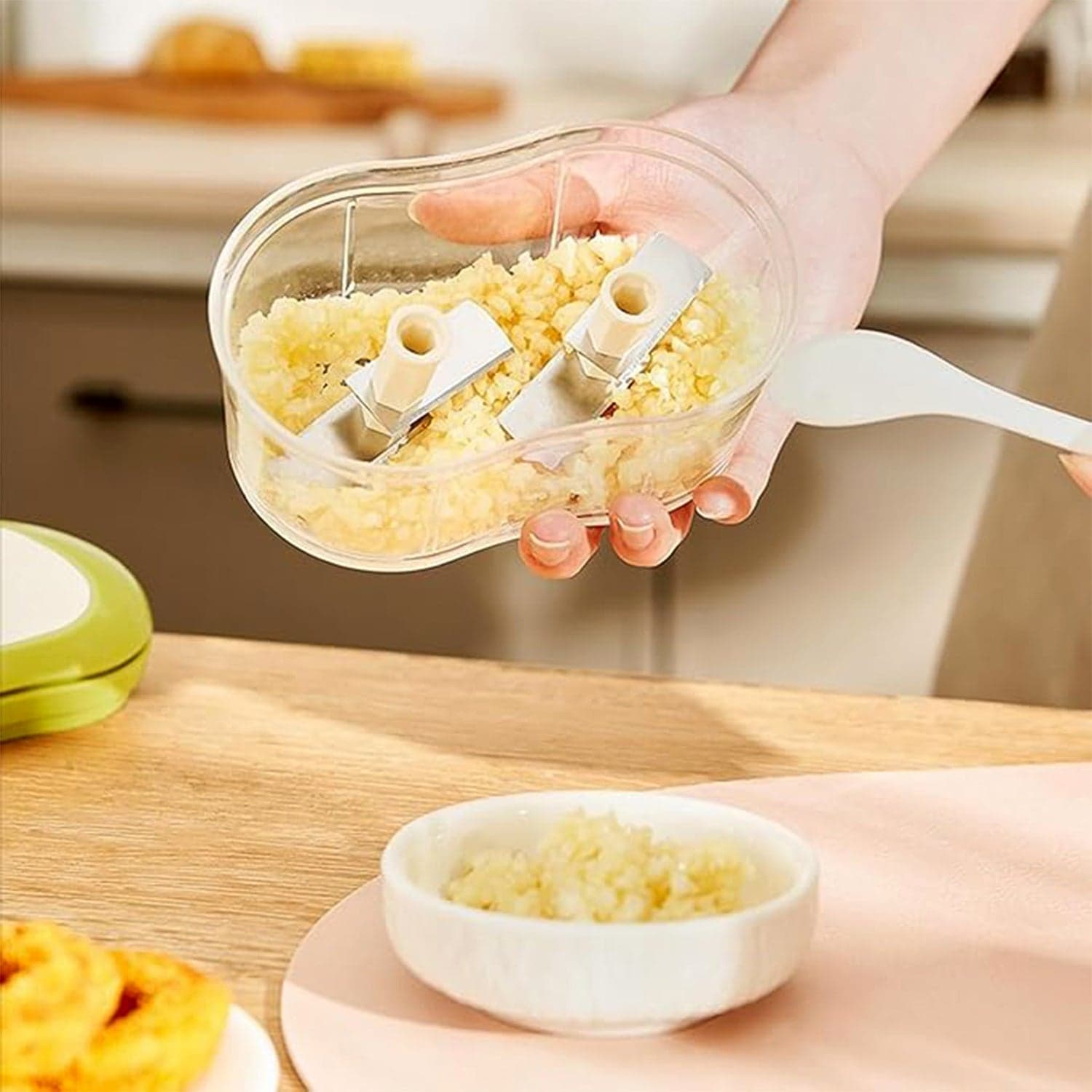 Manual Hand Push Garlic Cutter Vegetable Chopper thumbnail 6