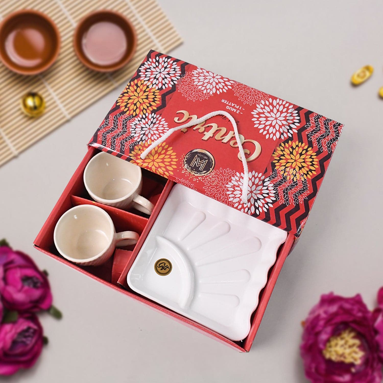 Cerntric Ceramic Tea Cup With Plastic Square Shape Serving Platter Milk Cup 3pc Set thumbnail 4