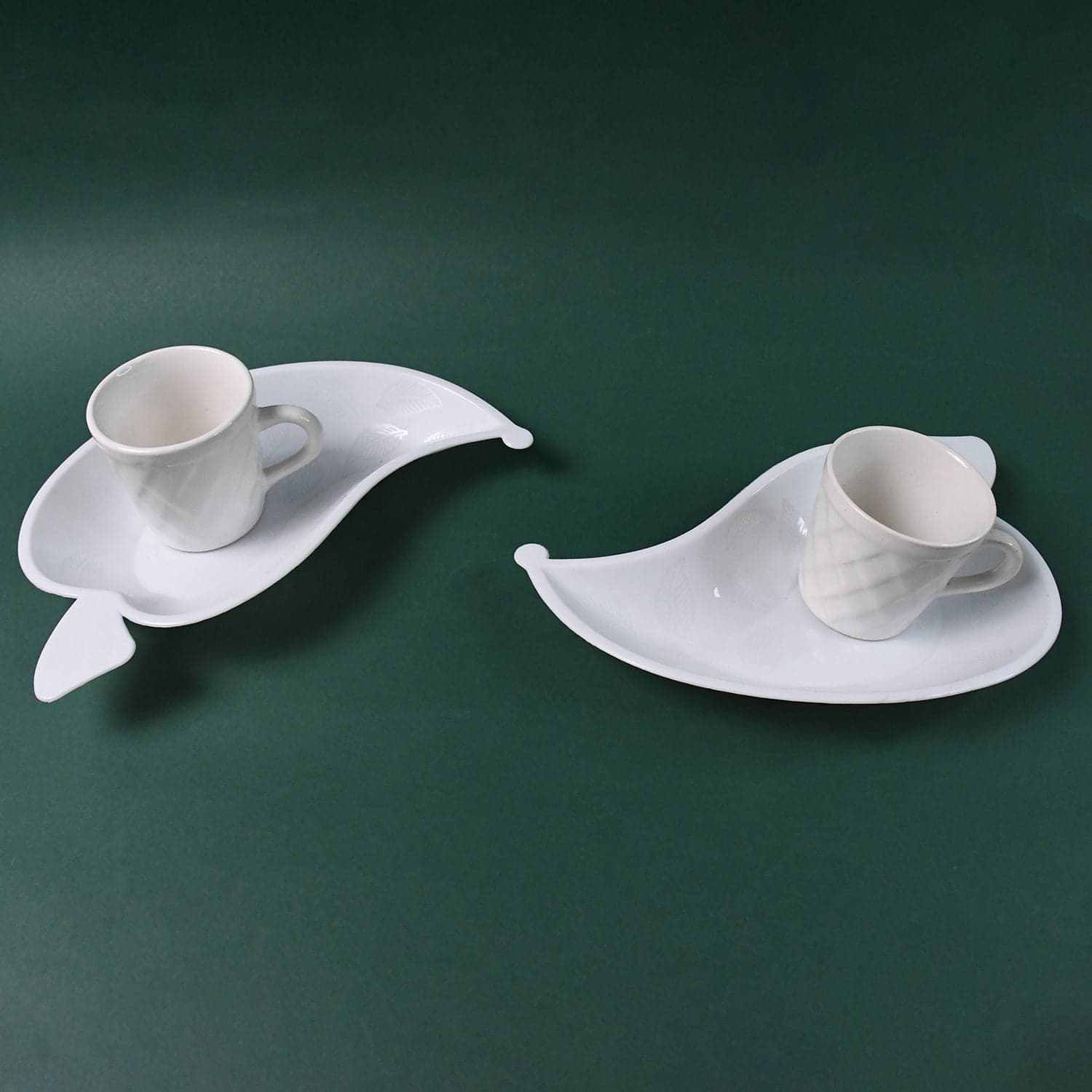 Unibic Ceramic Tea Cups With Plastic Leaf Shape tray / Platter (6 Pcs Set) thumbnail 8
