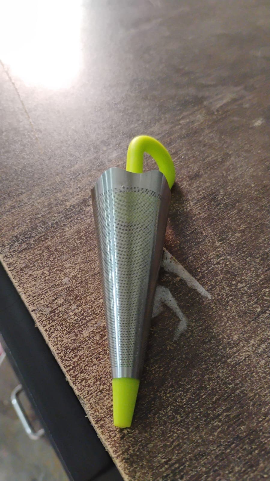Reusable Cute Umbrella Tea Strainer Without Tray / Stand (1 Pc / Mix Color) thumbnail 9