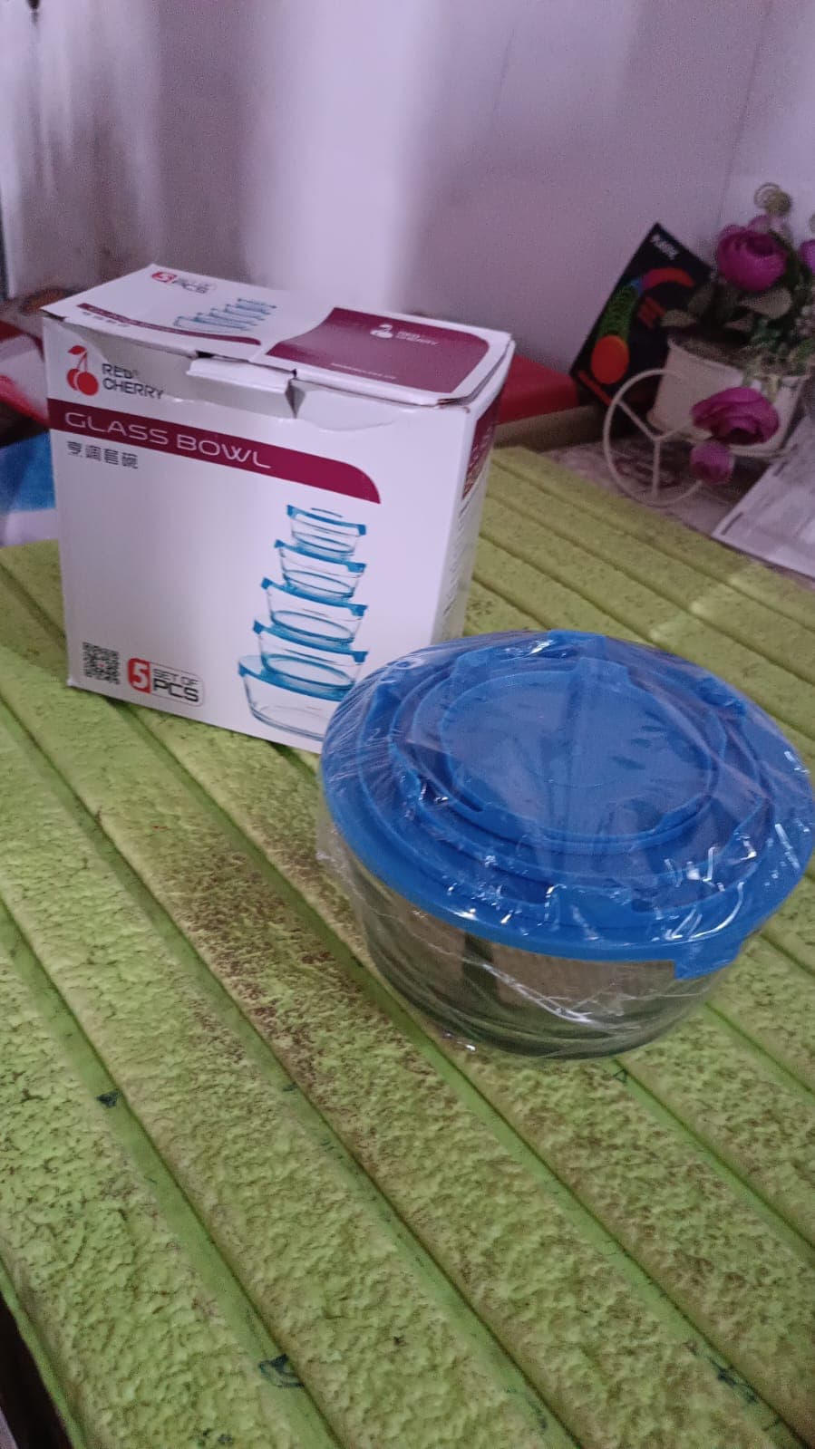 Modern Glass Bowl Set Mixing / Storage Bowls with Lids (5 Pcs Set) thumbnail 6