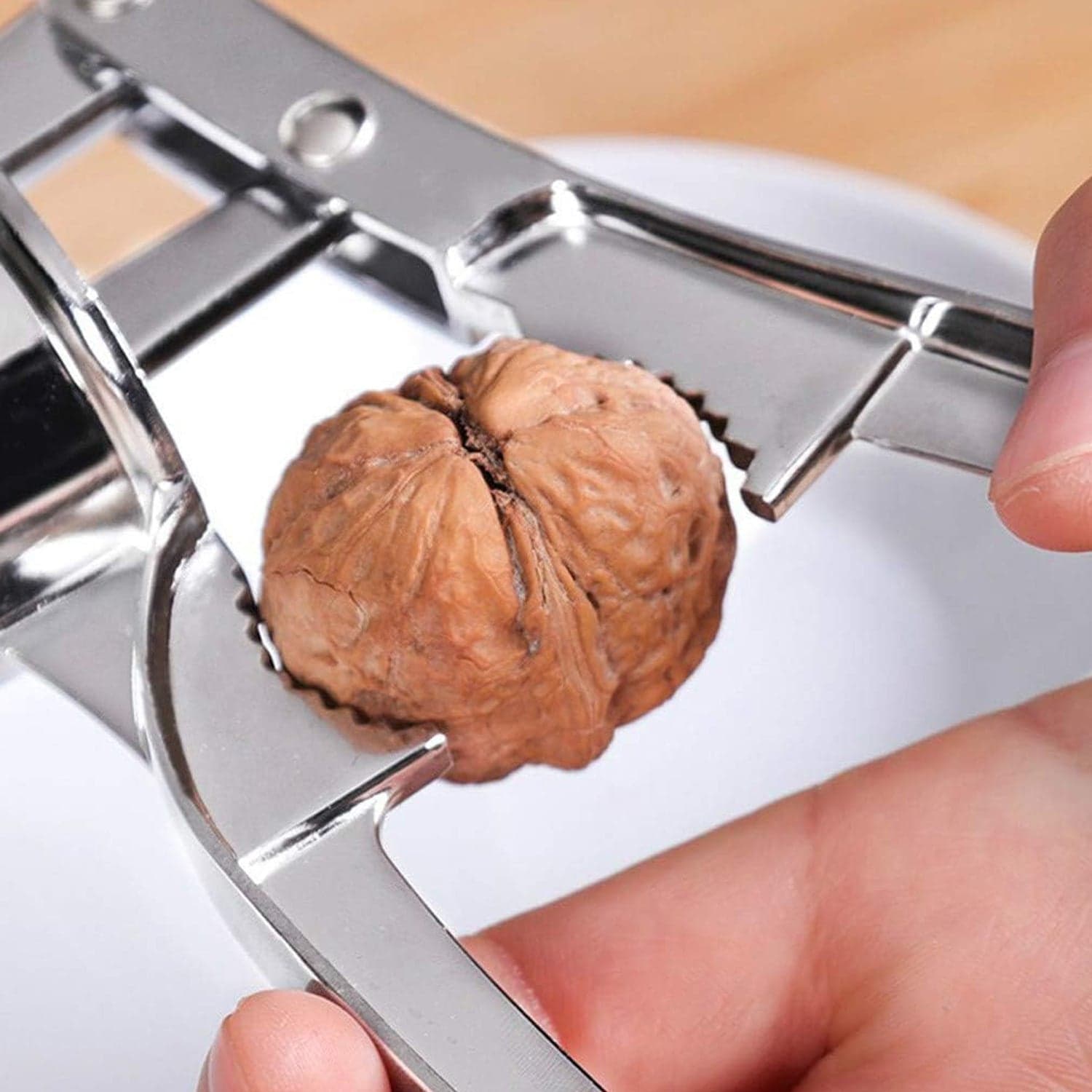 2 in1 Garlic Masher Premium Garlic Press & Walnut Cracker Opener (1 Pc) thumbnail 4