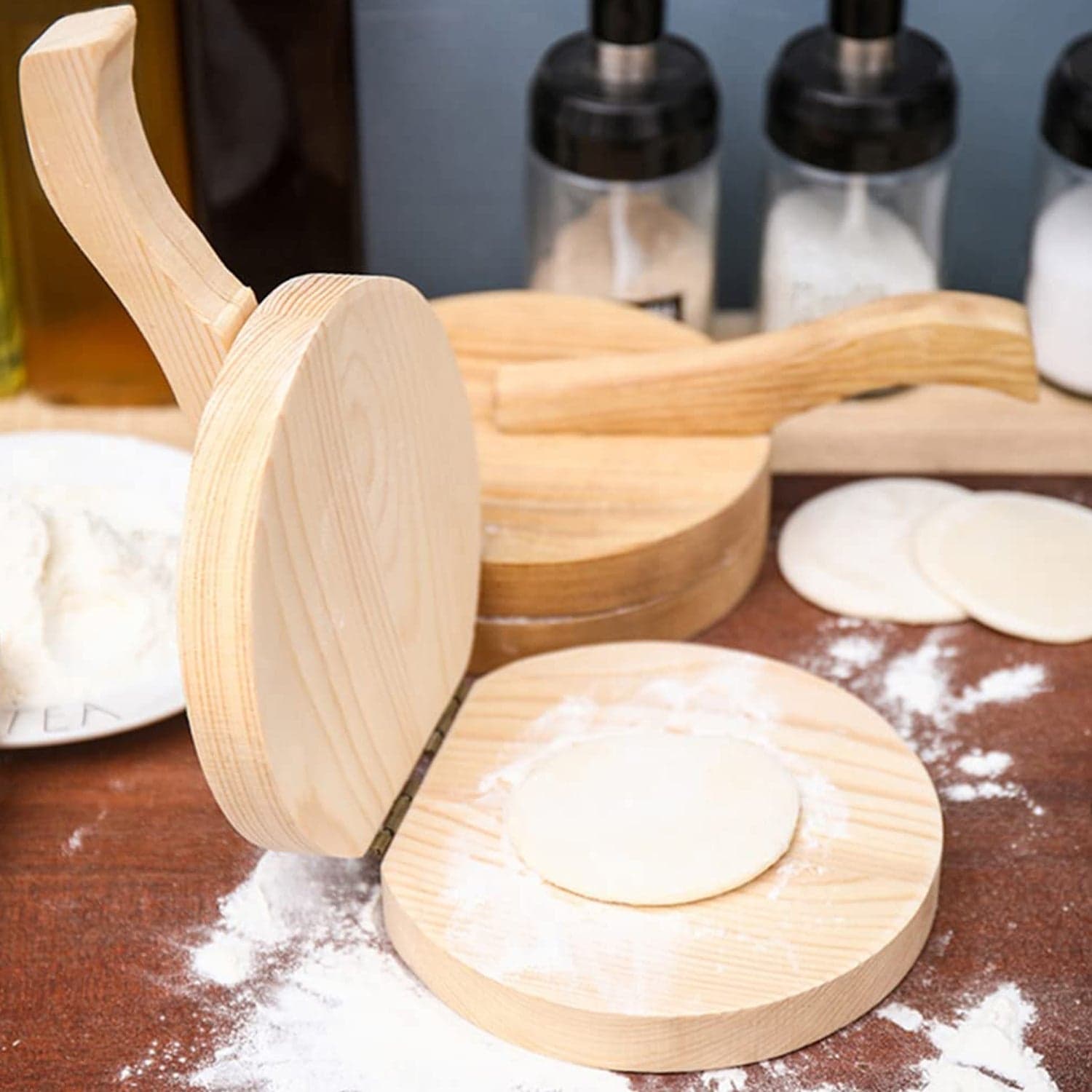 Small Wooden Dumpling Press Tool Tortilla Press Dough Dumpling (1 Pc) thumbnail 1
