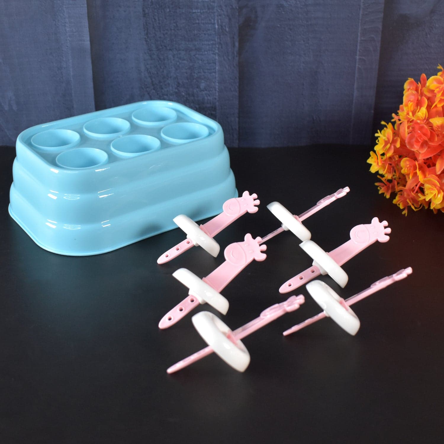 6 Cavity sicle Molds Plastic Giraffe shape Ice Moulds (1 Pc) thumbnail 4