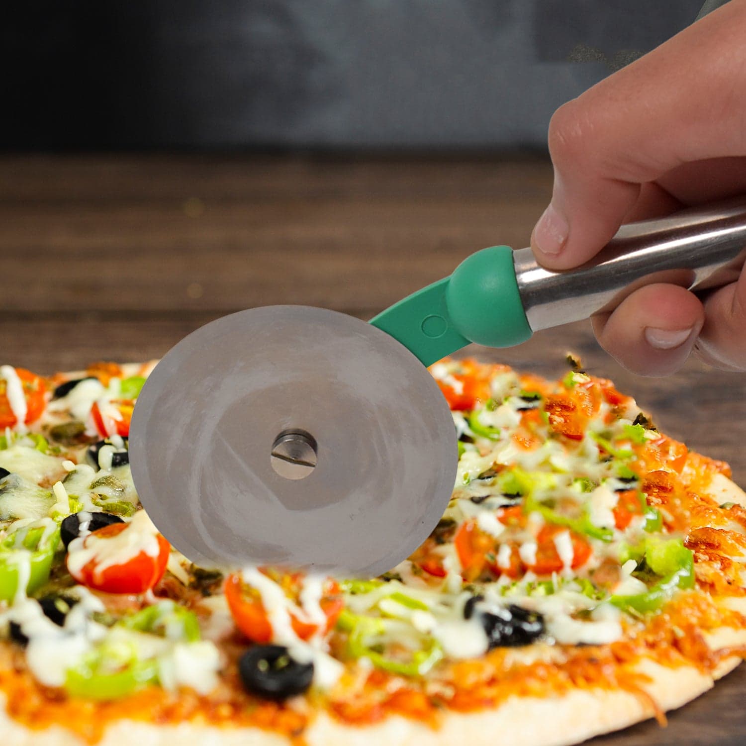 Kitchen Stainless Steel Wheel Pizza Cutter (1 pc) thumbnail 4