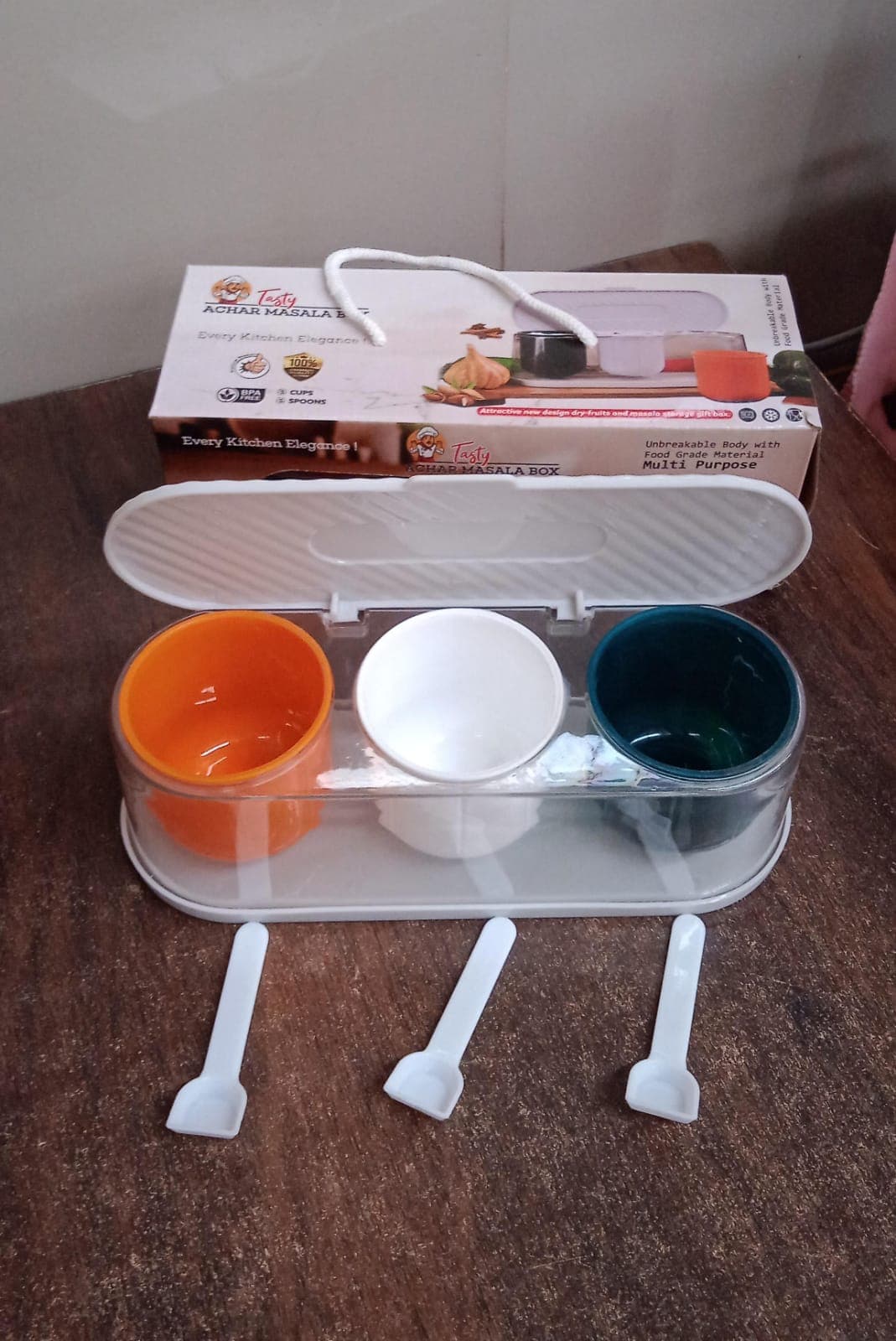 Home Kitchen 3 Grid Seasoning Spice / Masala Box Kit with Spoon (Multicolor / 1 Set) thumbnail 8