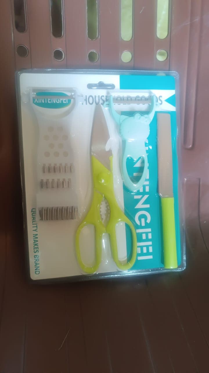 4-Piece Kitchen Cutting Set: Scissors, Peeler, Grater / Slicer, and Knife thumbnail 8