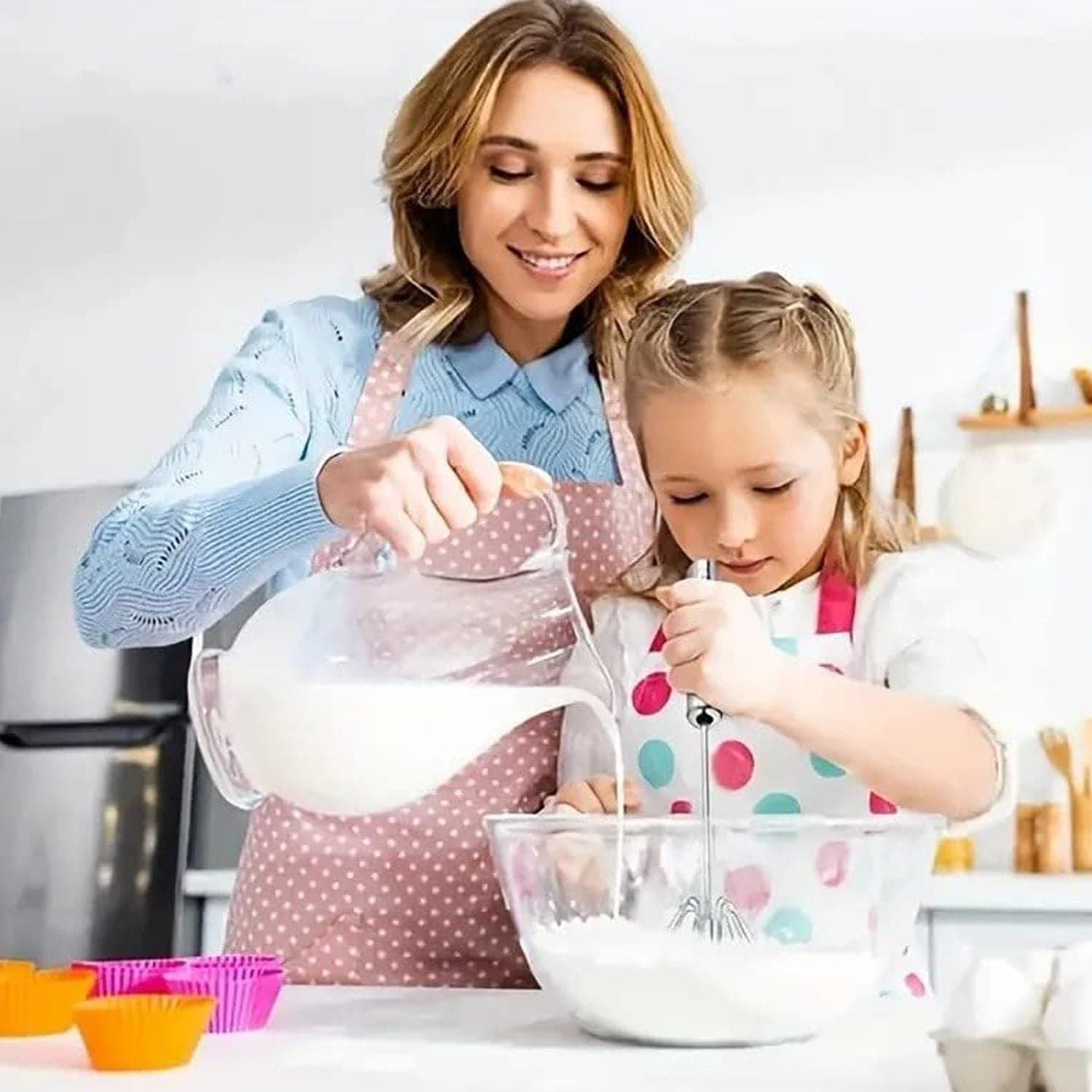 Medium Stainless Steel Egg Whisk, Hand Push Rotary Whisk Blender (1 Pc / 30 Cm) thumbnail 7