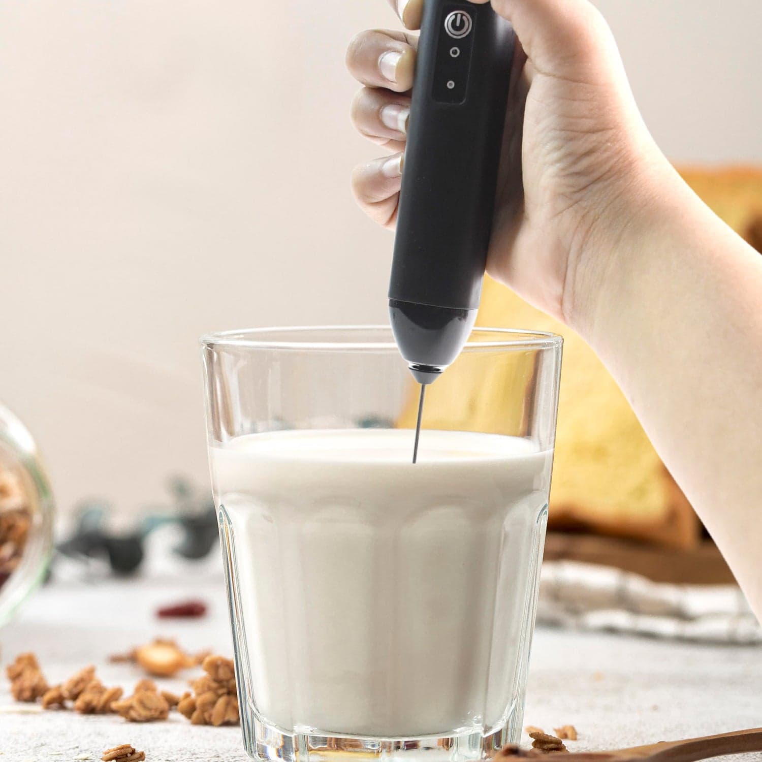 Electric Handheld Milk Frother thumbnail 3