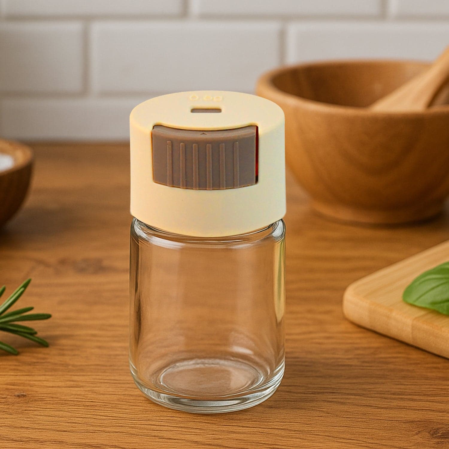 Adjustable Spice Dispenser Glass Jar1 Pc thumbnail 2