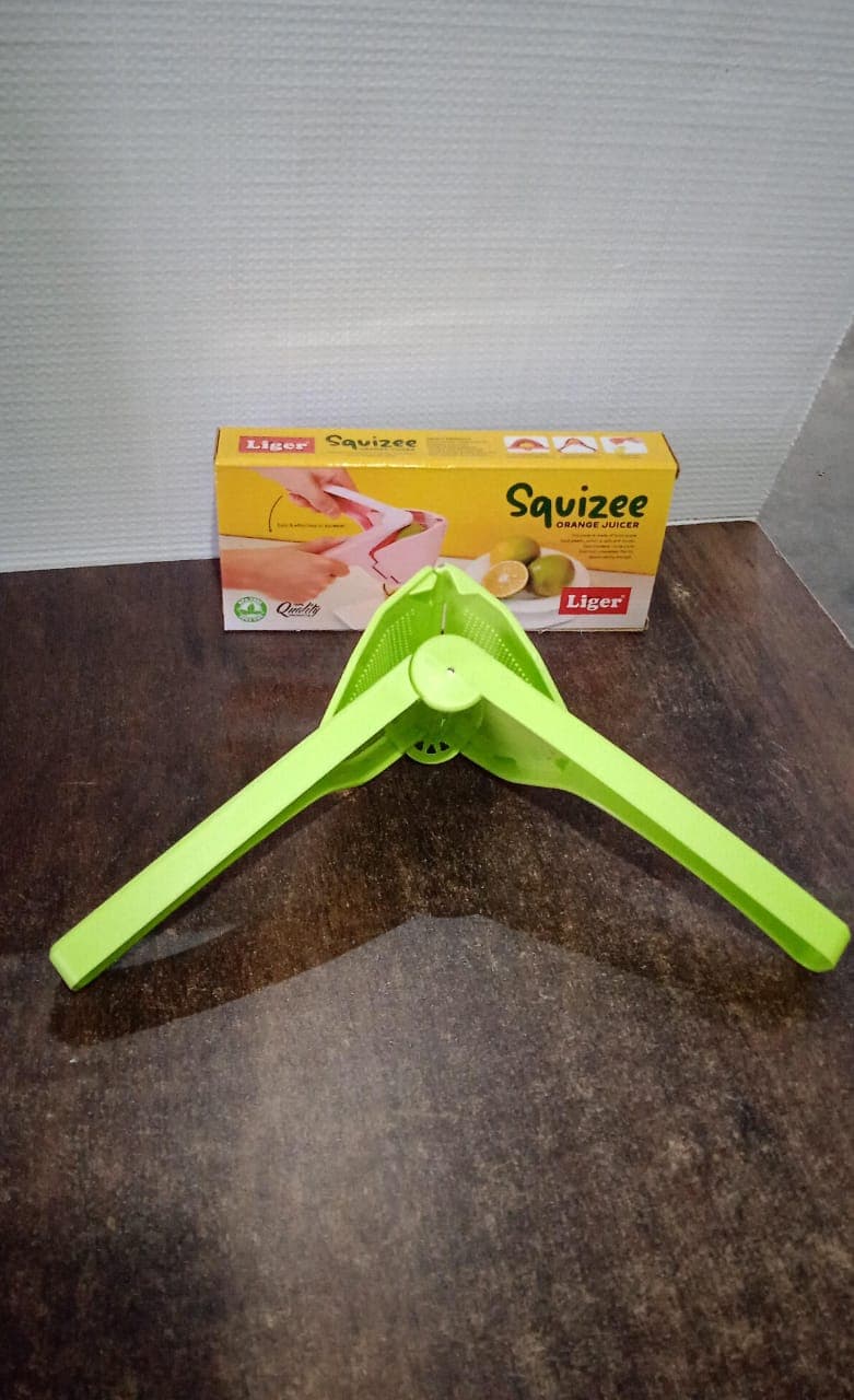 Plastic Manual Handheld Lemon Squeezer Juice 1 Pc thumbnail 6