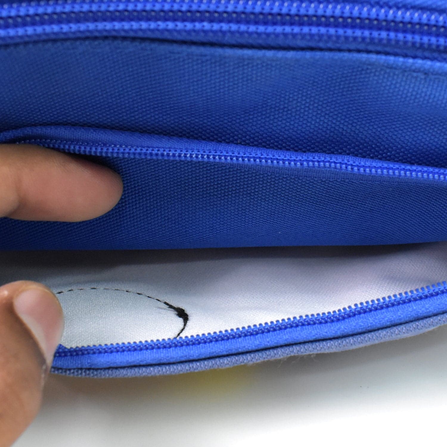 Pencil Pouch With Zipper (1 Pc / 2 Compartment) thumbnail 6