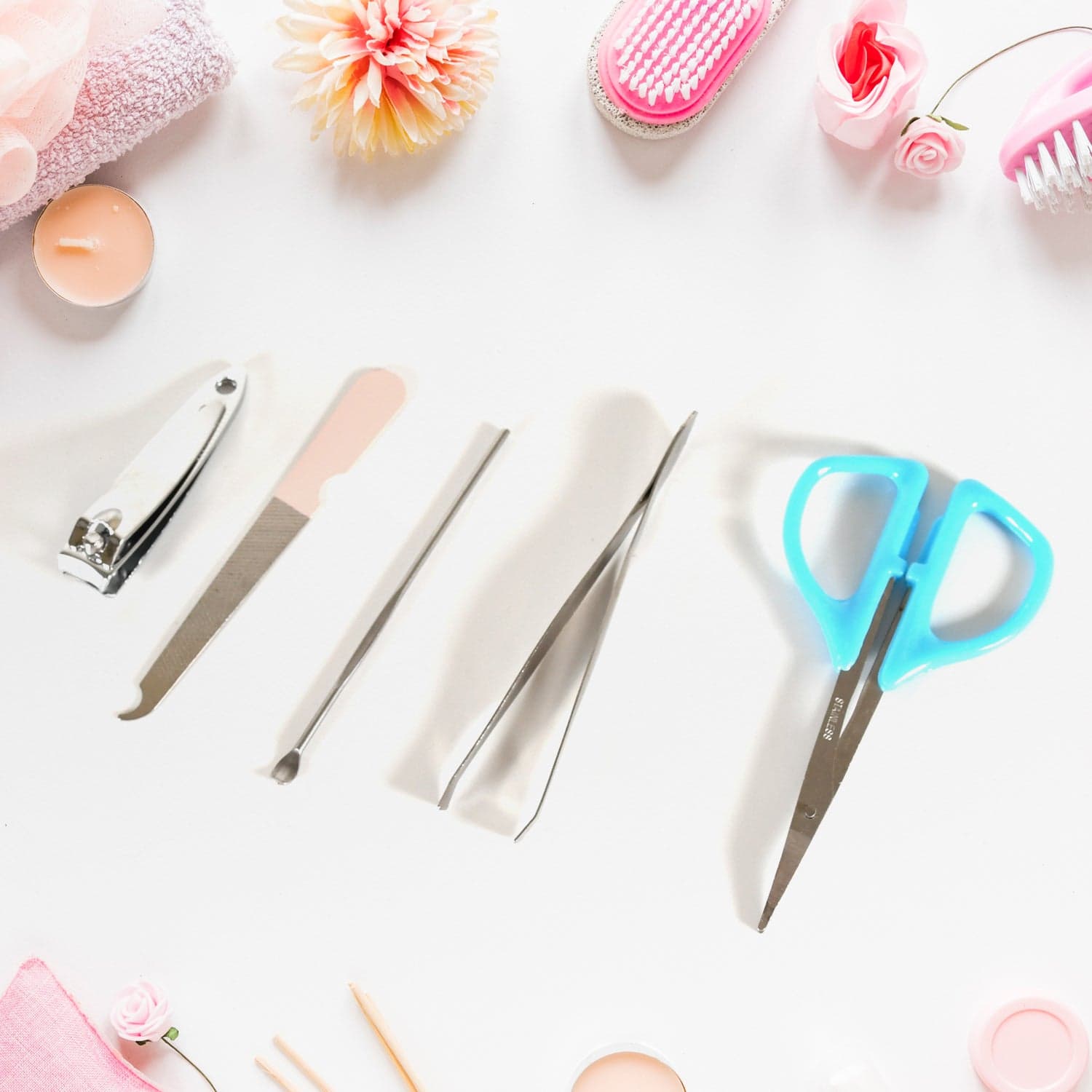 5 In 1 Stainless Steel Professional Manicure Set, Nail Cutter For Women, Nail Scissors, Luxury Grooming Kit thumbnail 5