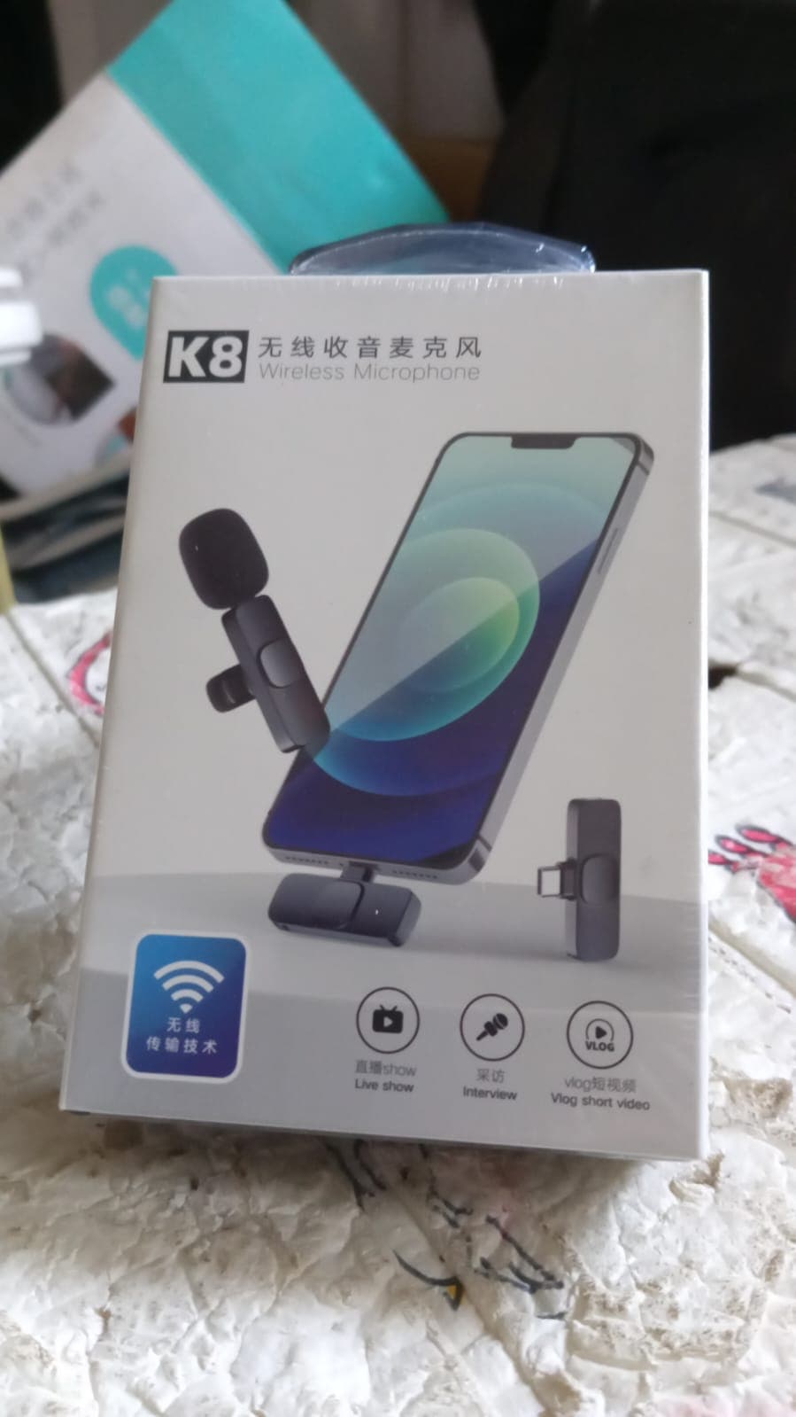 Intelligent Noise Cancelling Live Streaming Clip on Microphone for Type-C & for iPhone with Charging Mini Wireless Lapel Collar Microphone thumbnail 8