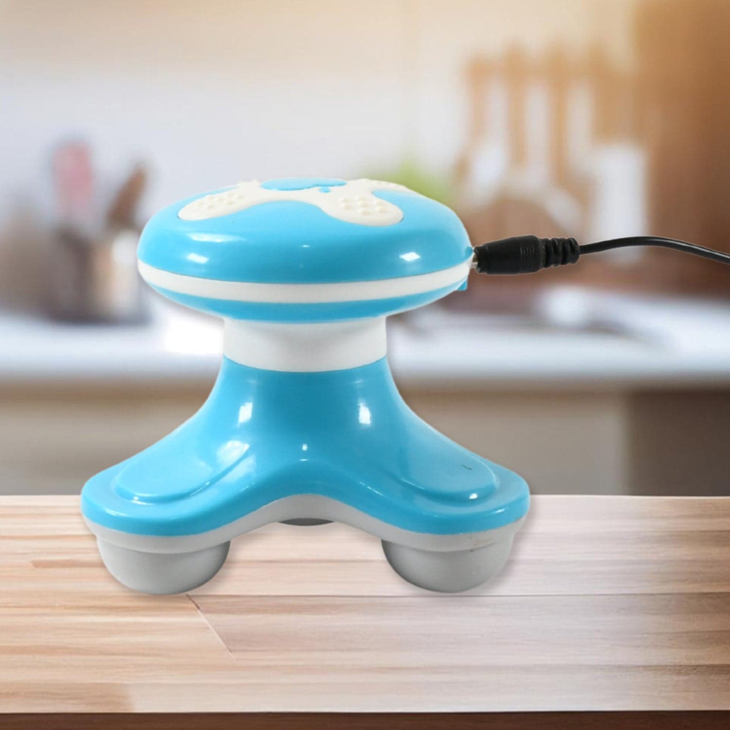 Triangle Usb Mini Massager Of Multifunction, Automatic Switch, Fatigue Relief (1 Pc/ Battery Not Included) thumbnail 4