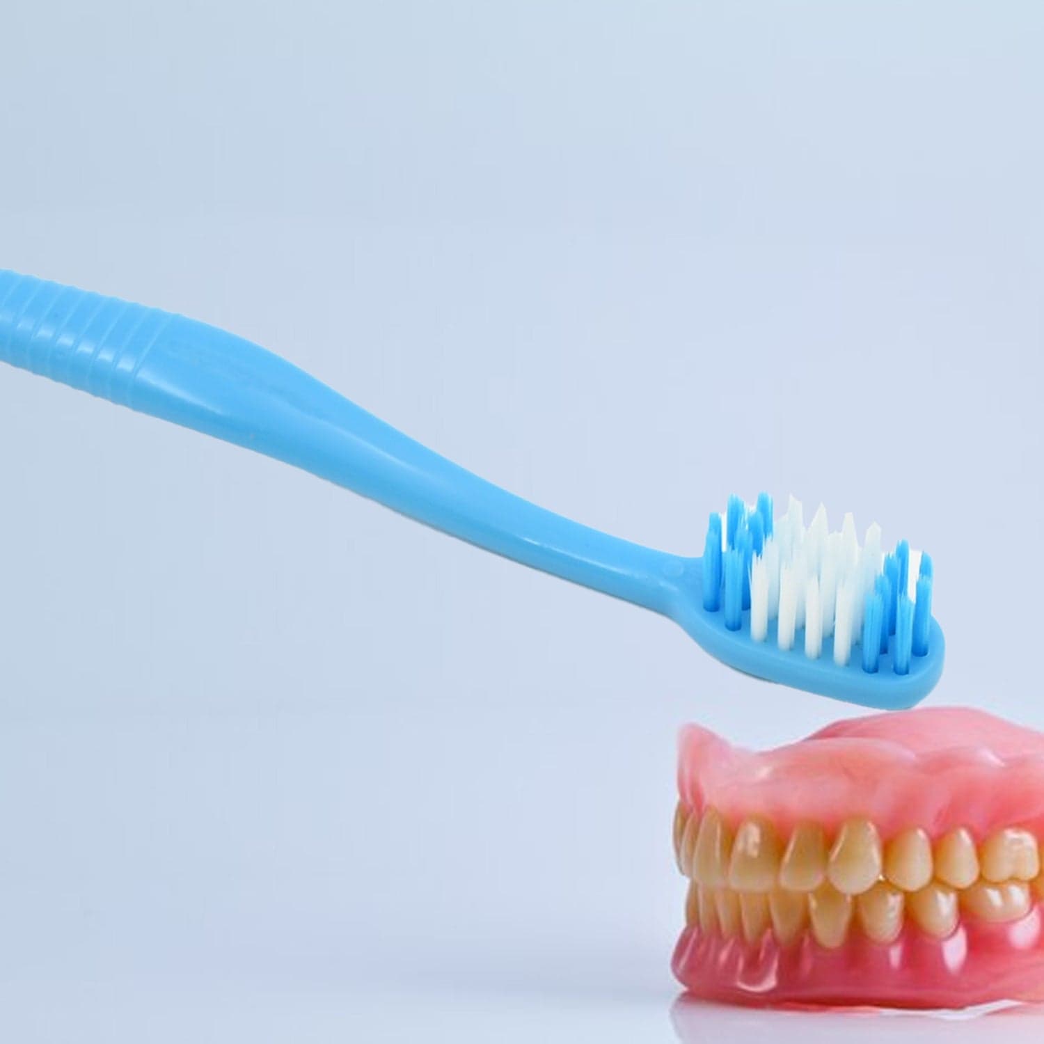 2-in-1 Soft Toothbrush & Tongue Cleaner for All Ages (1 Pc, With Cover) thumbnail 5
