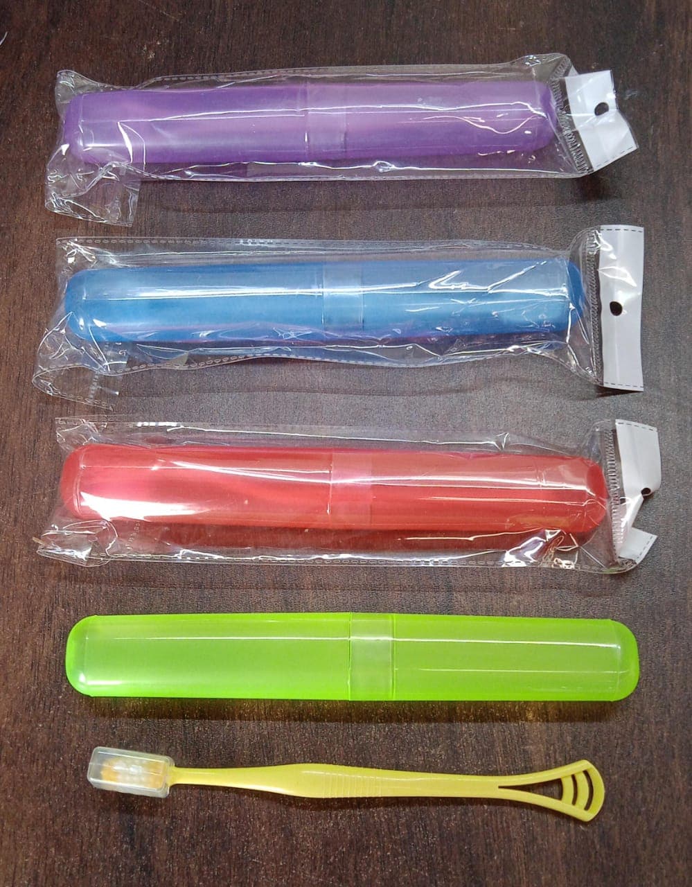 2-in-1 Soft Toothbrush & Tongue Cleaner for All Ages (1 Pc, With Cover) thumbnail 7