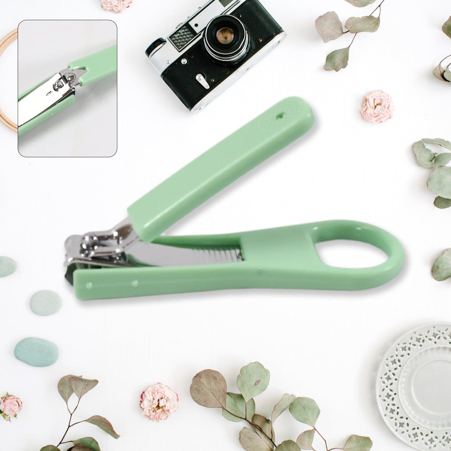 Nail Clippers Adult Nail Clippers Plastic/Hardware Green Nail Clippers thumbnail 3